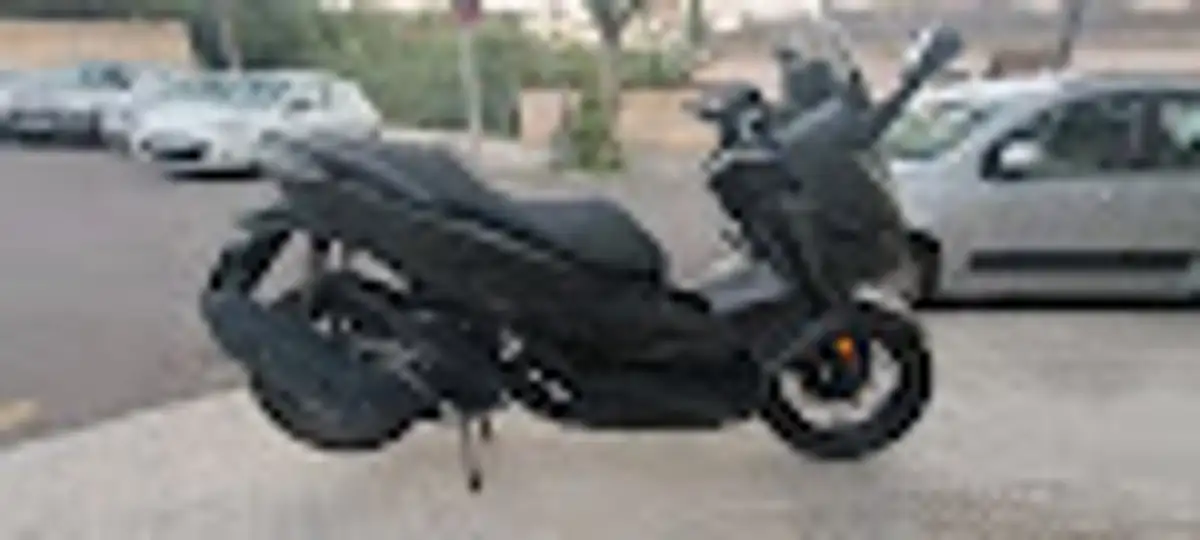 Honda Forza 125 Negro - 2