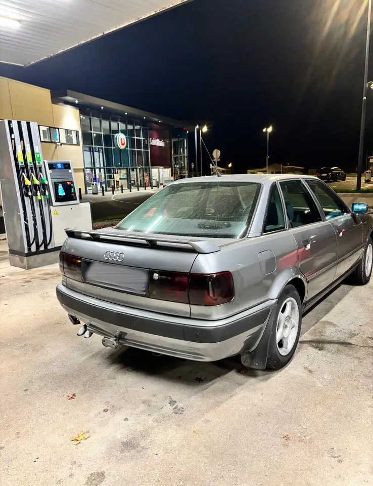 Audi 80 Comfort, foto 2