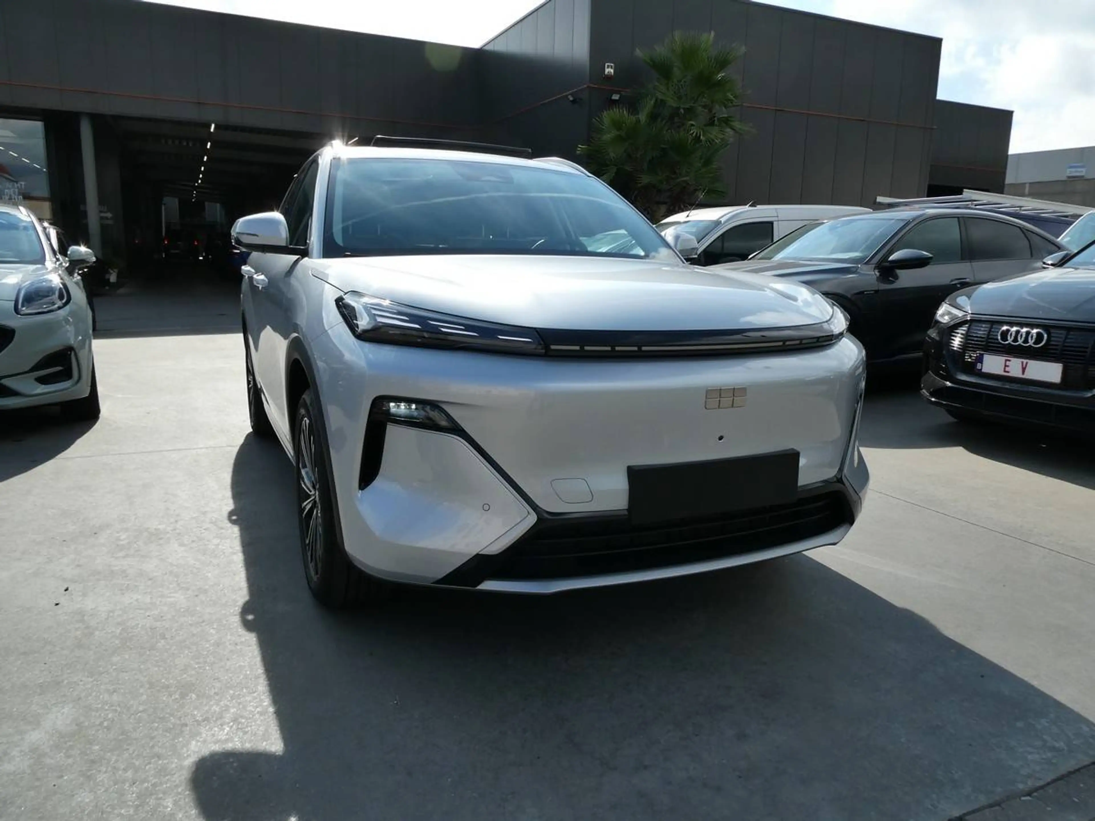 Geely Starray EM-i 1.5i PHEV 262pk Automaat Max+ Pano ACC BLIS Leder 360 Cam (71106) — photo 9
