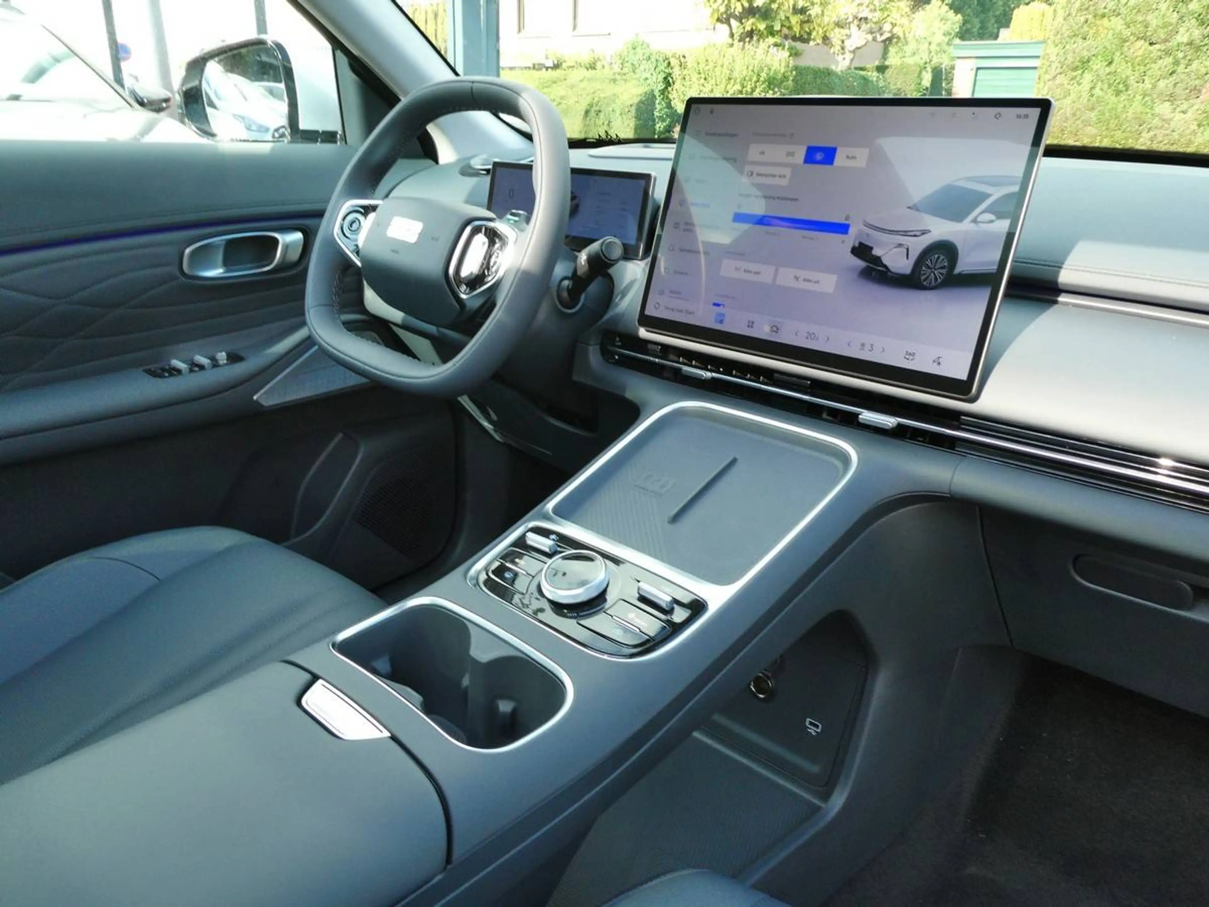 Geely Starray EM-i 1.5i PHEV 262pk Automaat Max+ Pano ACC BLIS Leder 360 Cam (71106) — photo 15