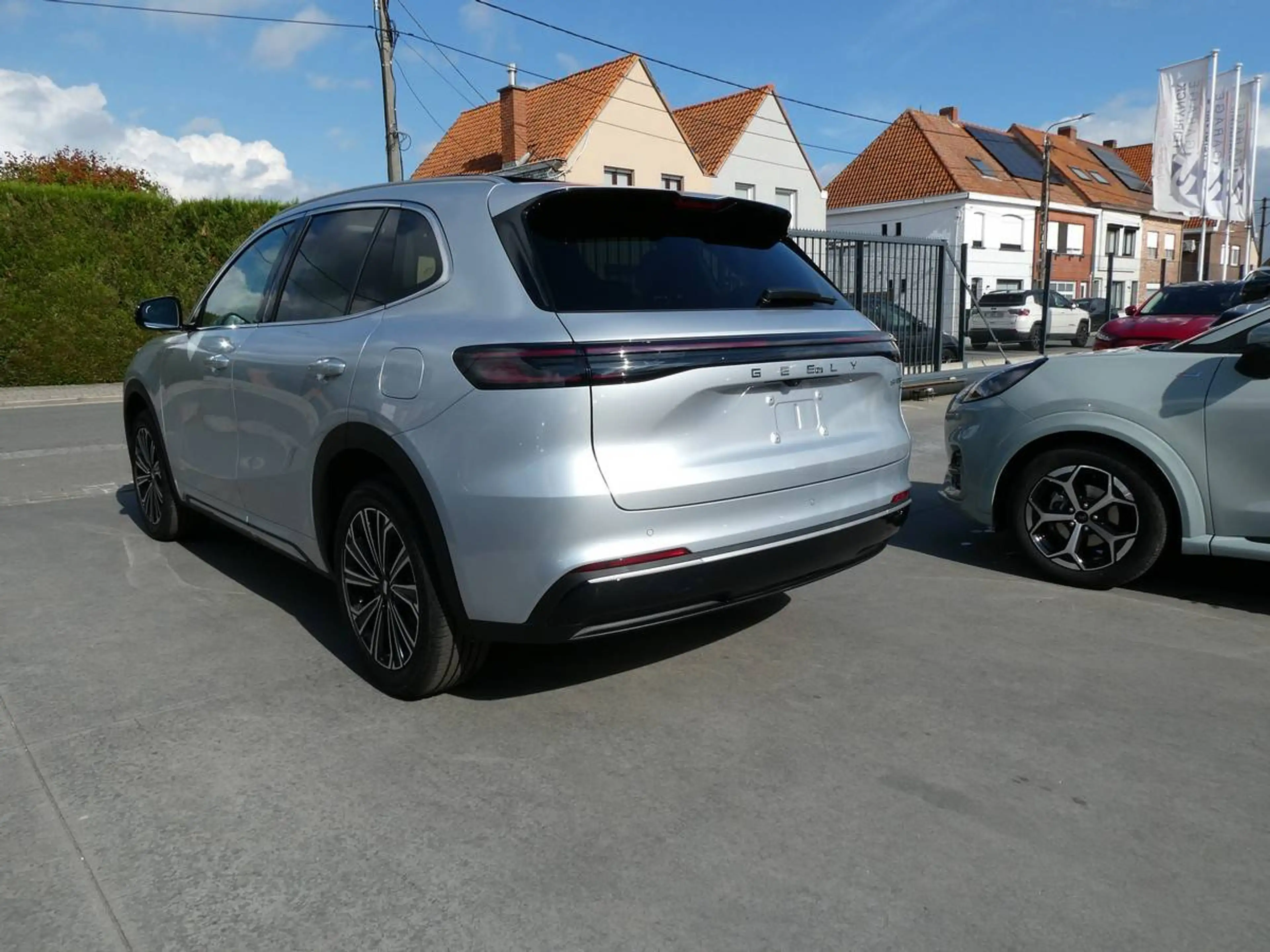 Geely Starray EM-i 1.5i PHEV 262pk Automaat Max+ Pano ACC BLIS Leder 360 Cam (71106) — photo 3