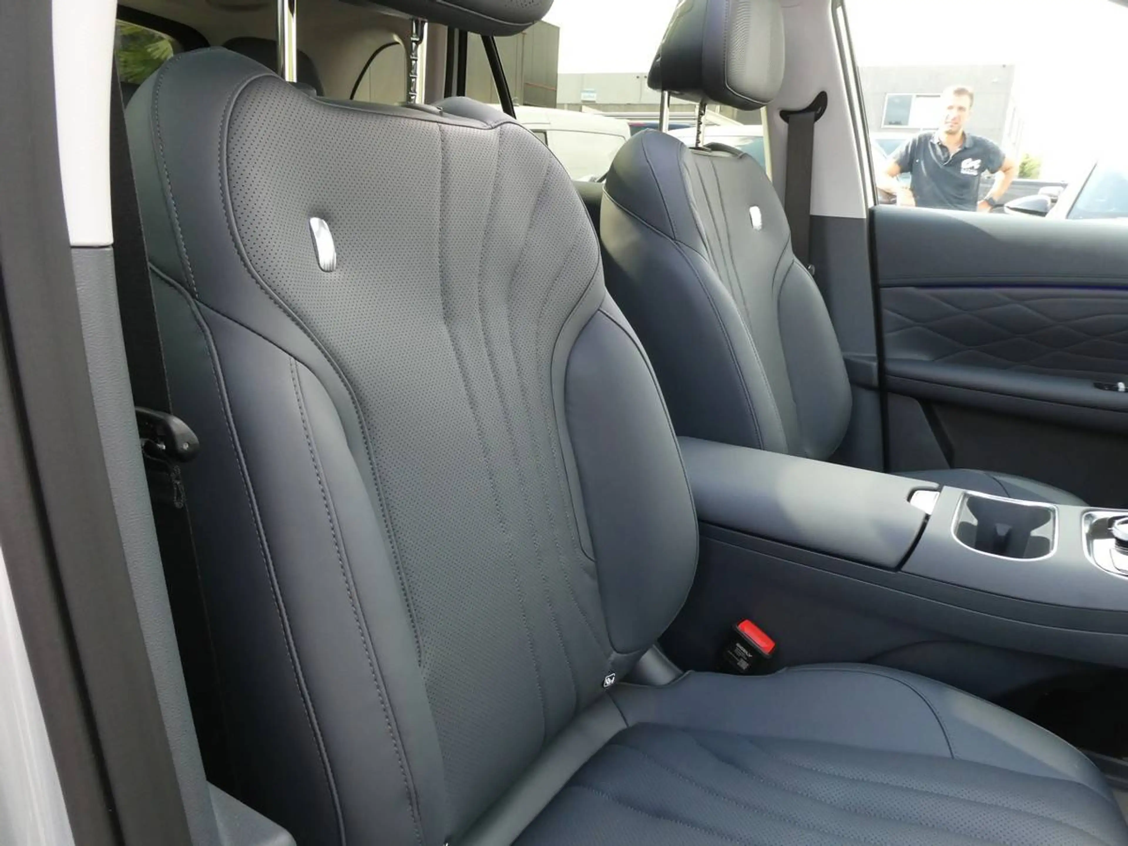 Geely Starray EM-i 1.5i PHEV 262pk Automaat Max+ Pano ACC BLIS Leder 360 Cam (71106) — photo 13