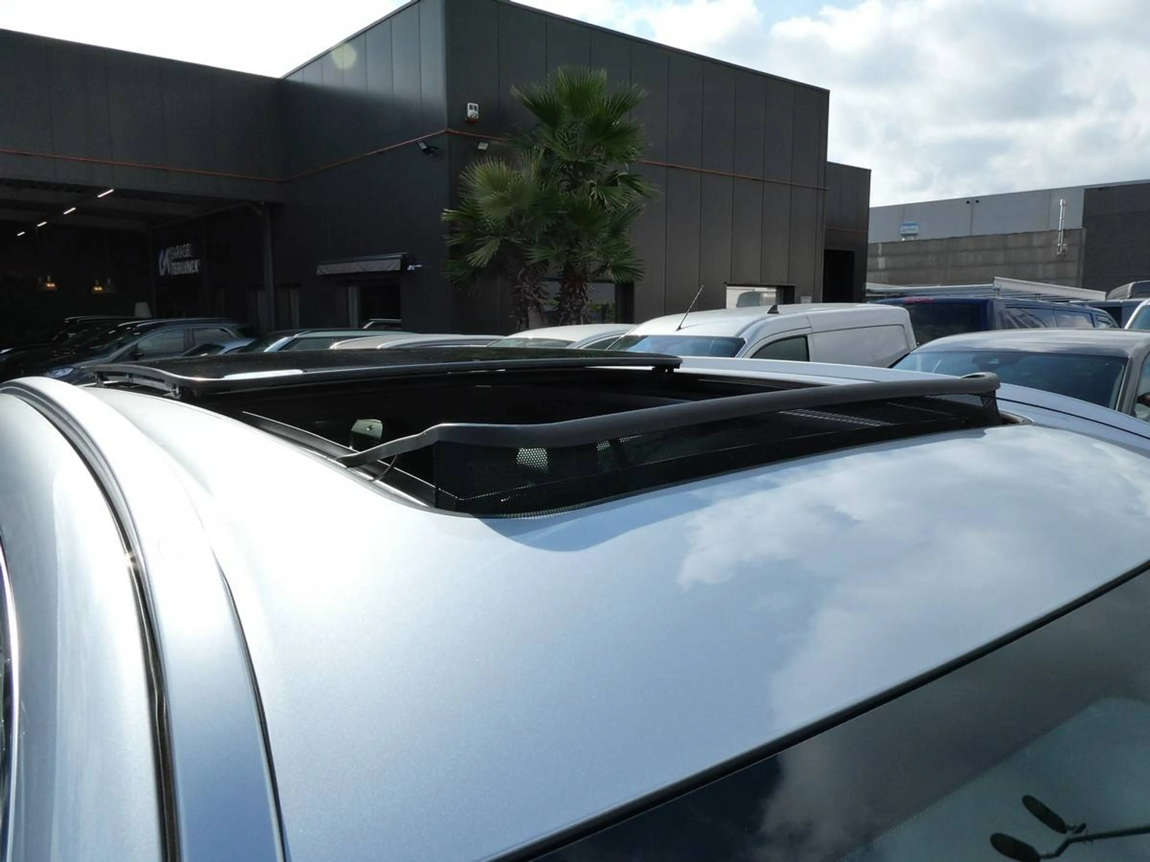 Geely Starray EM-i 1.5i PHEV 262pk Automaat Max+ Pano ACC BLIS Leder 360 Cam (71106) — photo 11