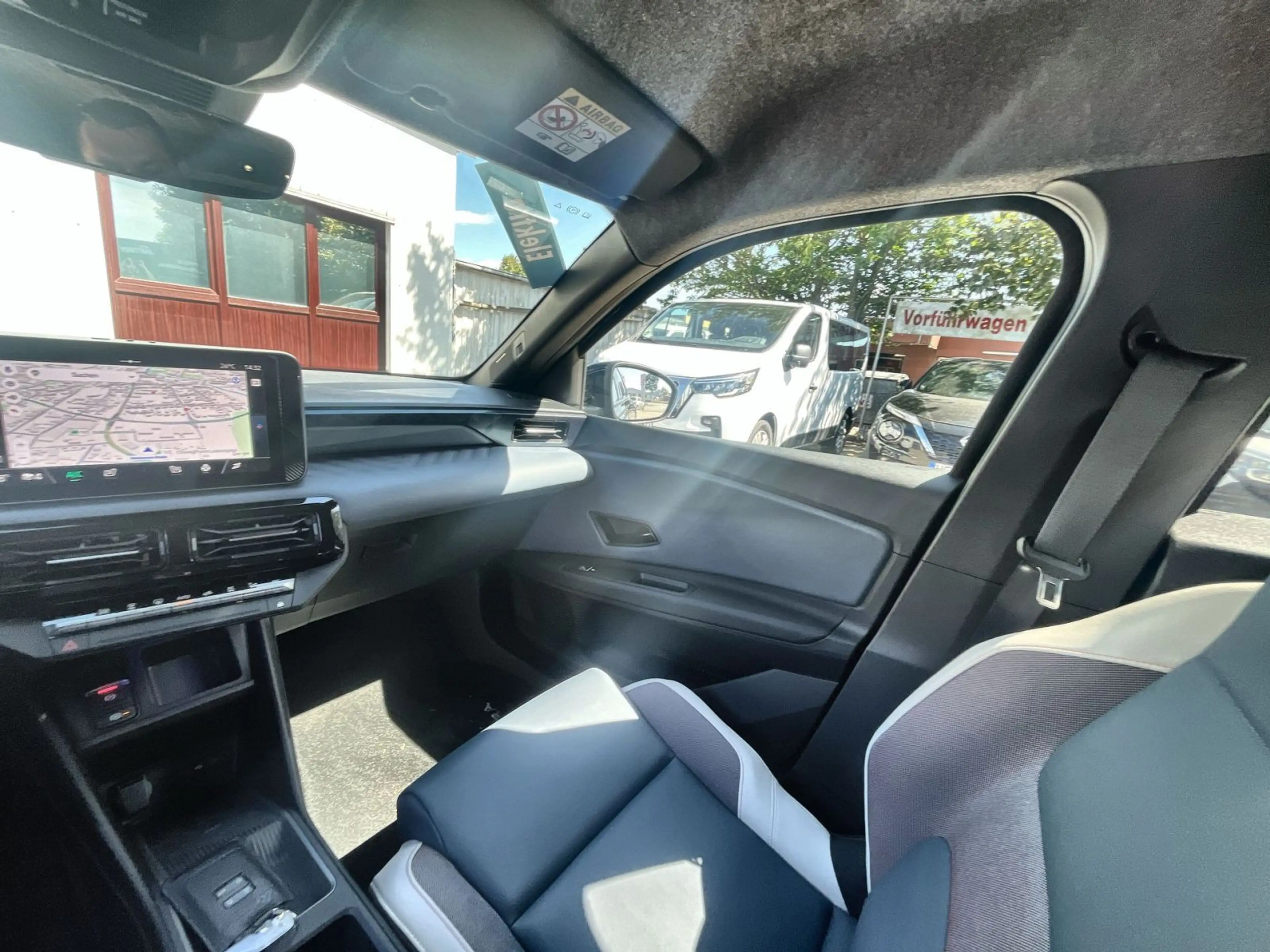 Nissan Micra Evolve 52 kWh*Navi*SHZ*Kamera*ACC*Harman/K — photo 11