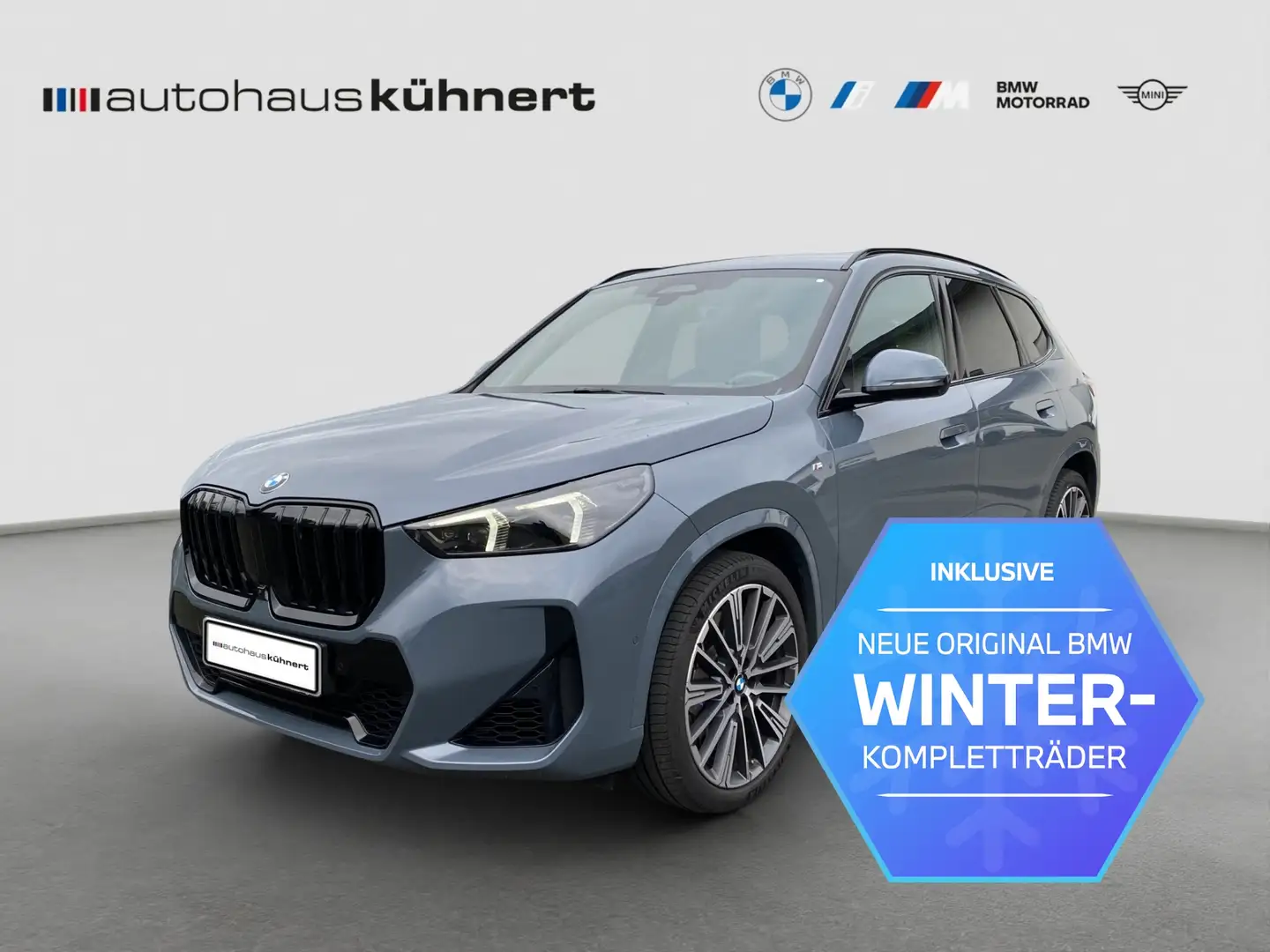 BMW X1 xDrive23i ///M-Sport PRO ACC PanoSD AHK Grau - 1