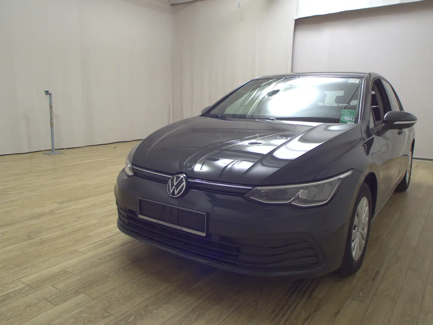 Volkswagen Golf -8 1.0 TSI LED DC PDC Grau - 2