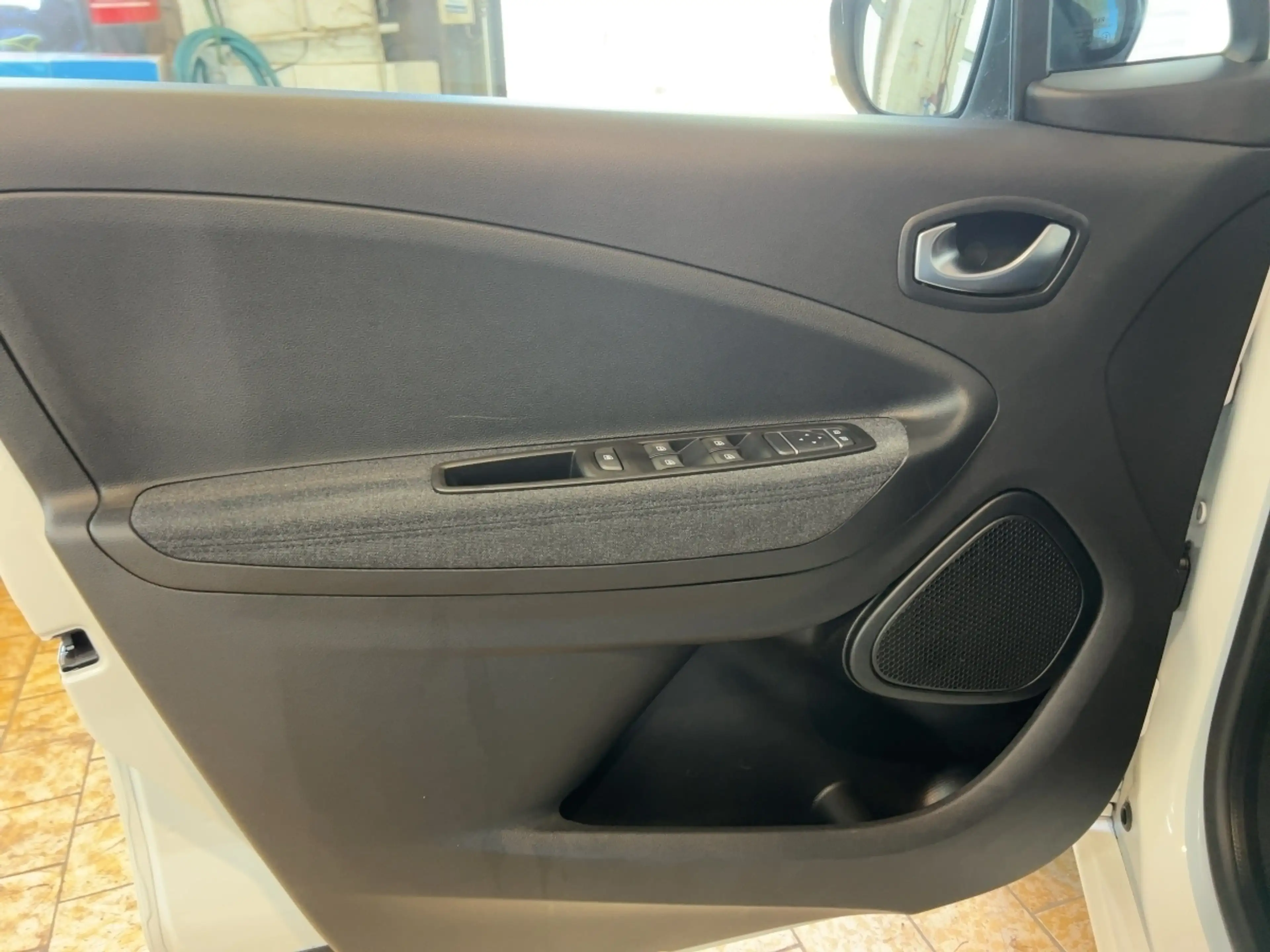 Renault ZOE Evolution EV50 135hp Komfort + Technopaket — photo 14