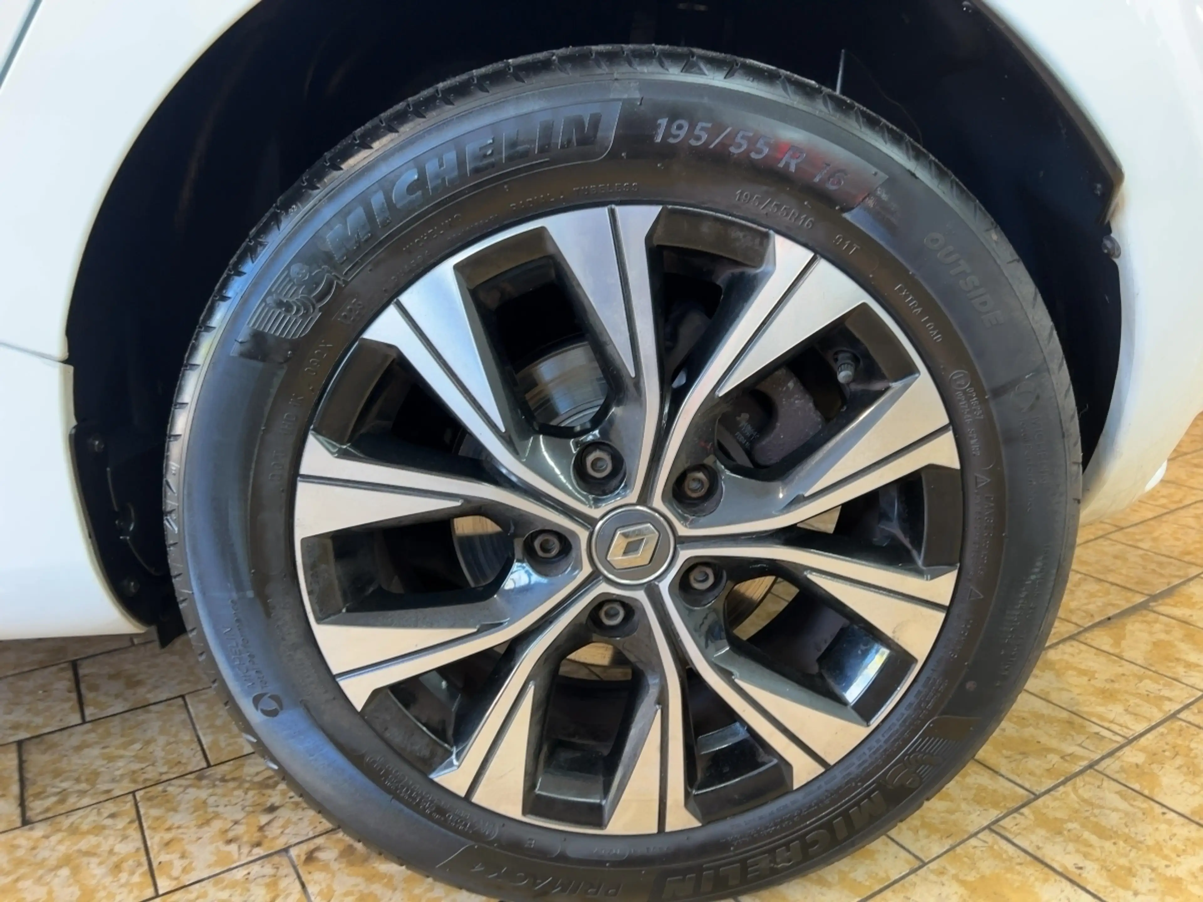 Renault ZOE Evolution EV50 135hp Komfort + Technopaket — photo 15