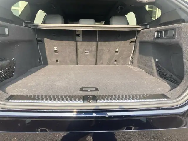 BMW i5 xDrive40 Touring Ansicht 10