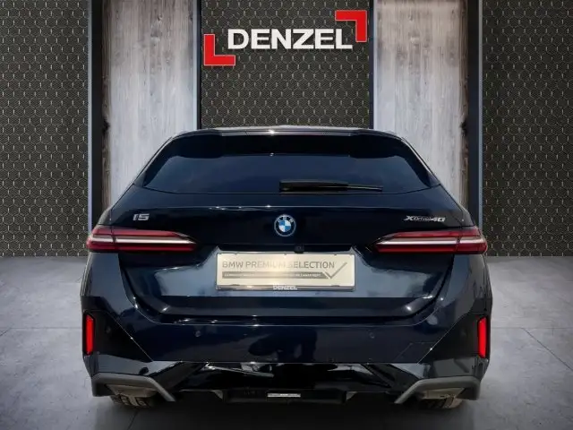 BMW i5 xDrive40 Touring Ansicht 11