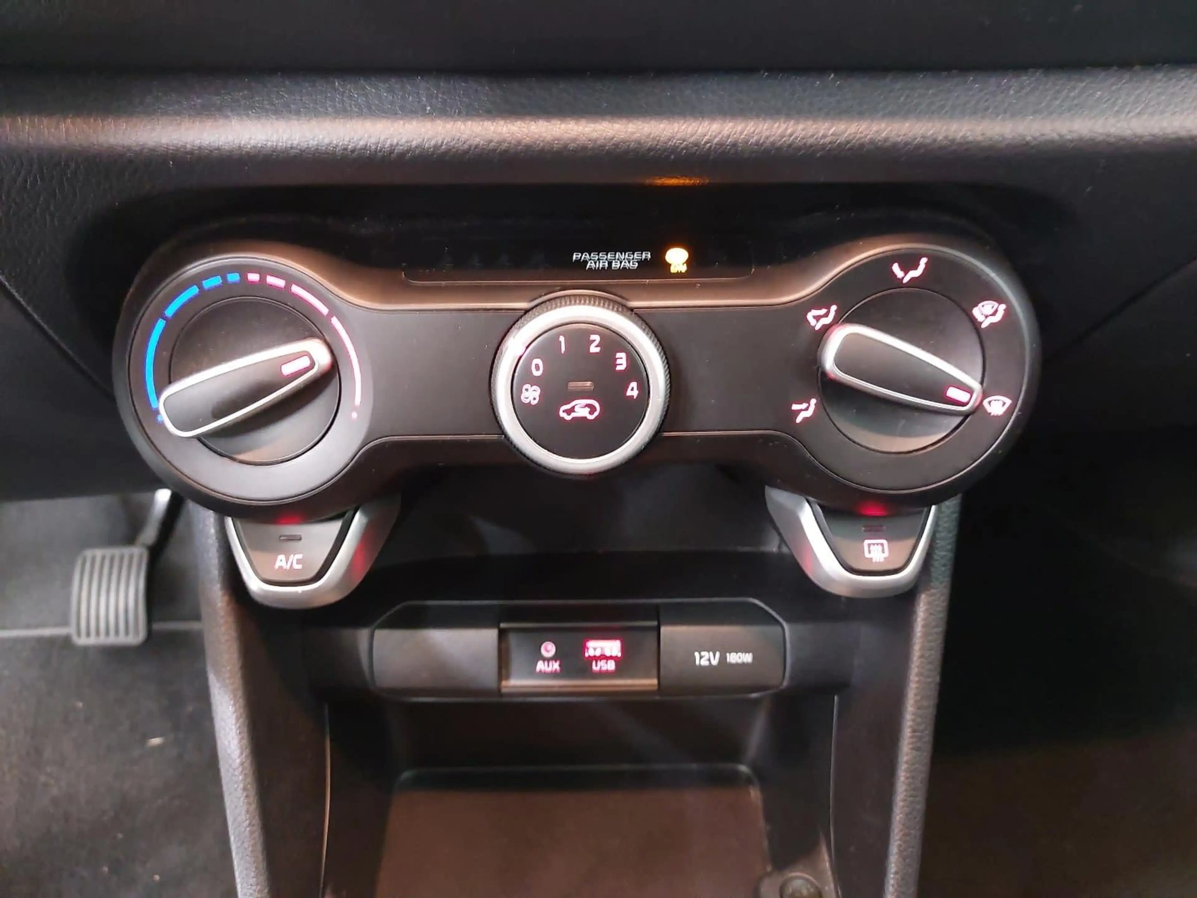 Kia Picanto PICANTO 1.0 DREAM TEAM ISG (EURO 6D-TEMP) 1.0 EU6D — photo 12