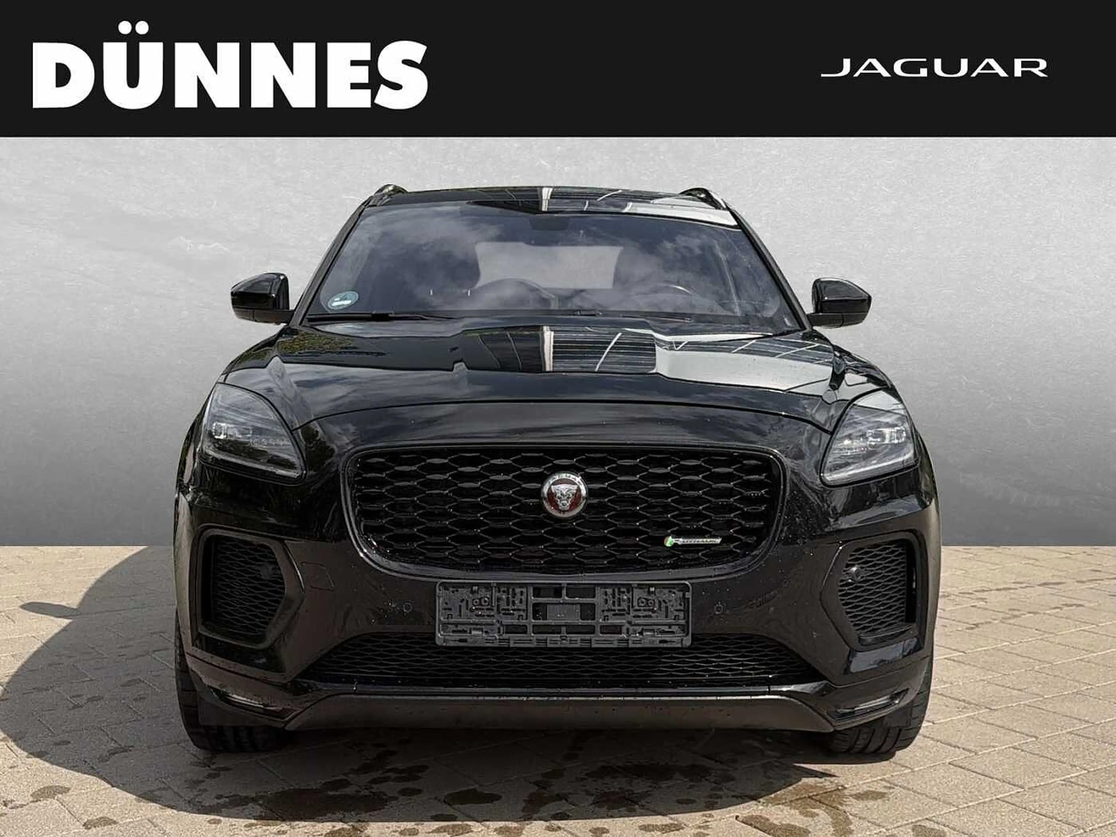 Jaguar E-Pace P250 AWD R-Dynamic Black — photo 8