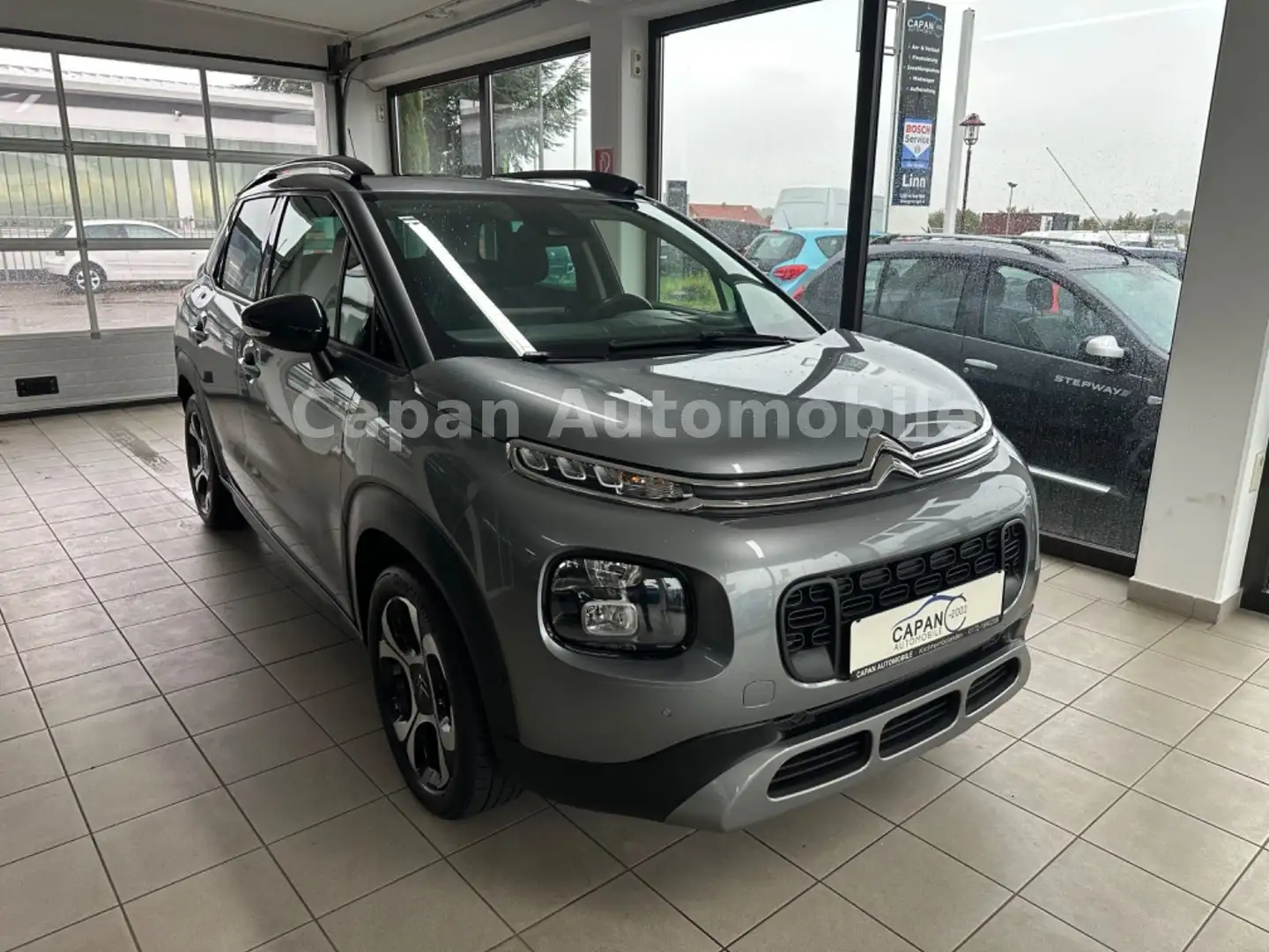 Citroen C3 Aircross Shine Automatik/Scheckheft/Navi/360° Grau - 1