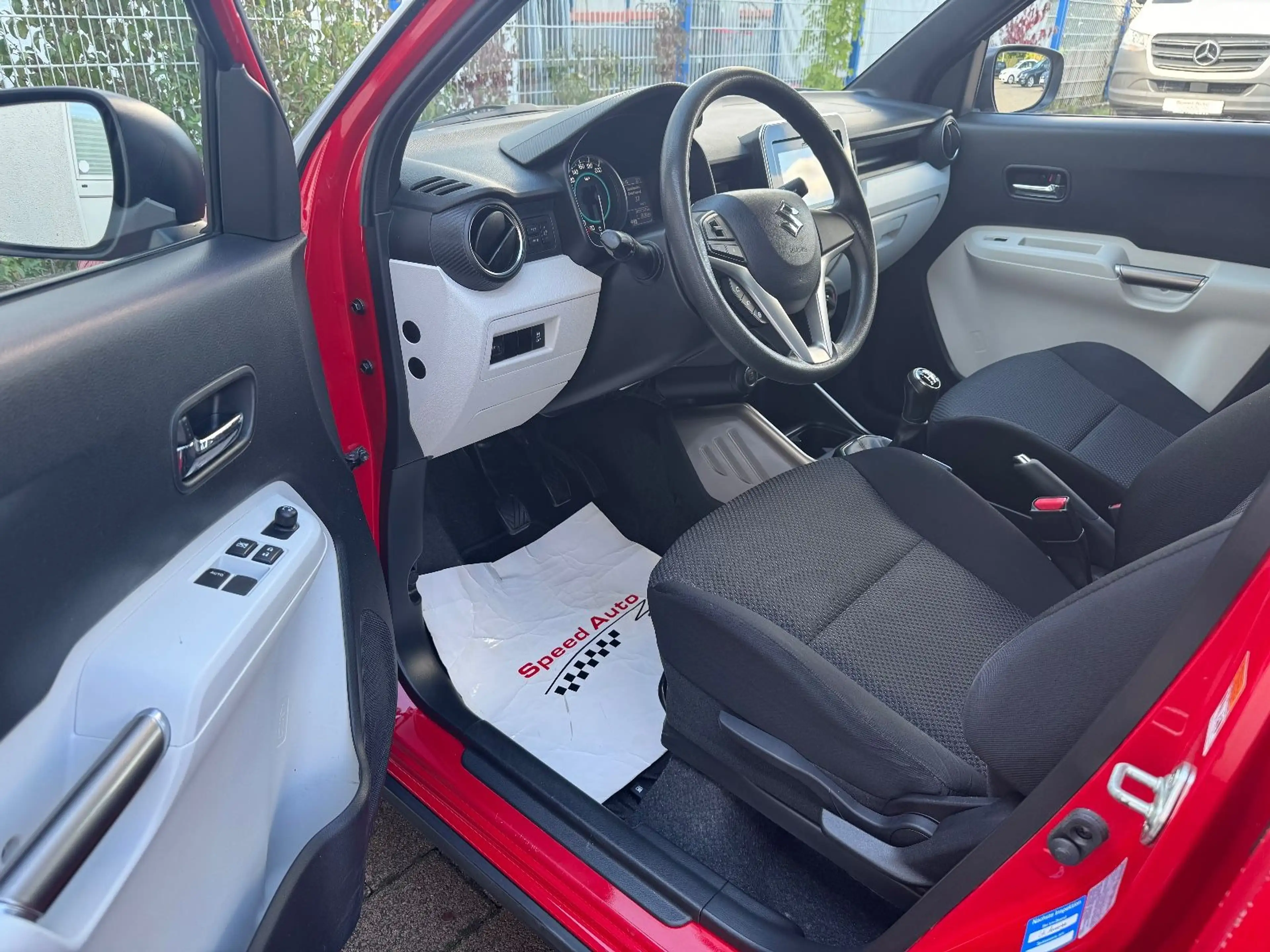 Suzuki Ignis 1.2 Comfort+ 4x4/NAVI/KAMERA/AHK/8-FACH/2H — photo 13