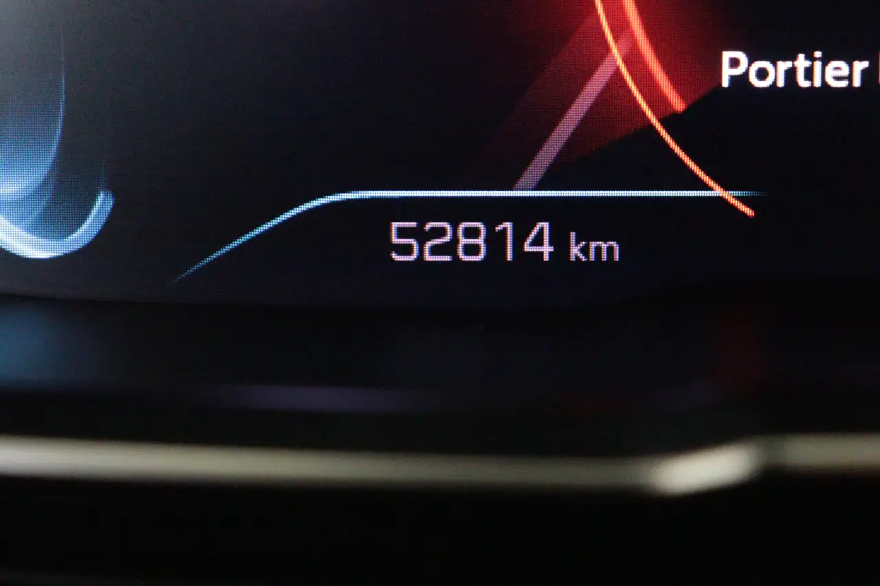 Peugeot 3008 1.6 HYbrid 225 GT | NAVI / APPCONNECT | CAMERA + P 15