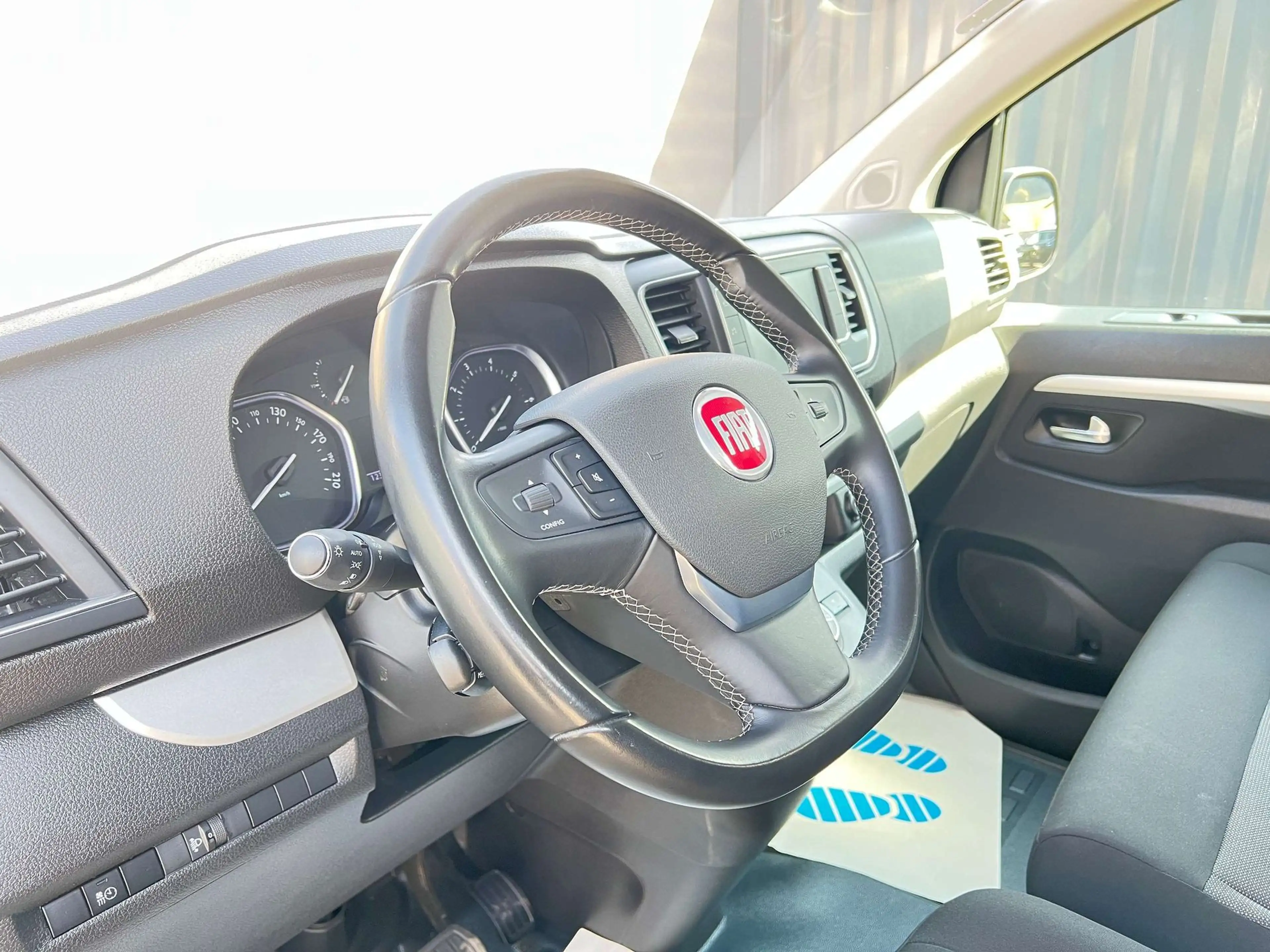 Fiat Scudo 2.0 TD Business Van L3 Multicab SX — photo 14