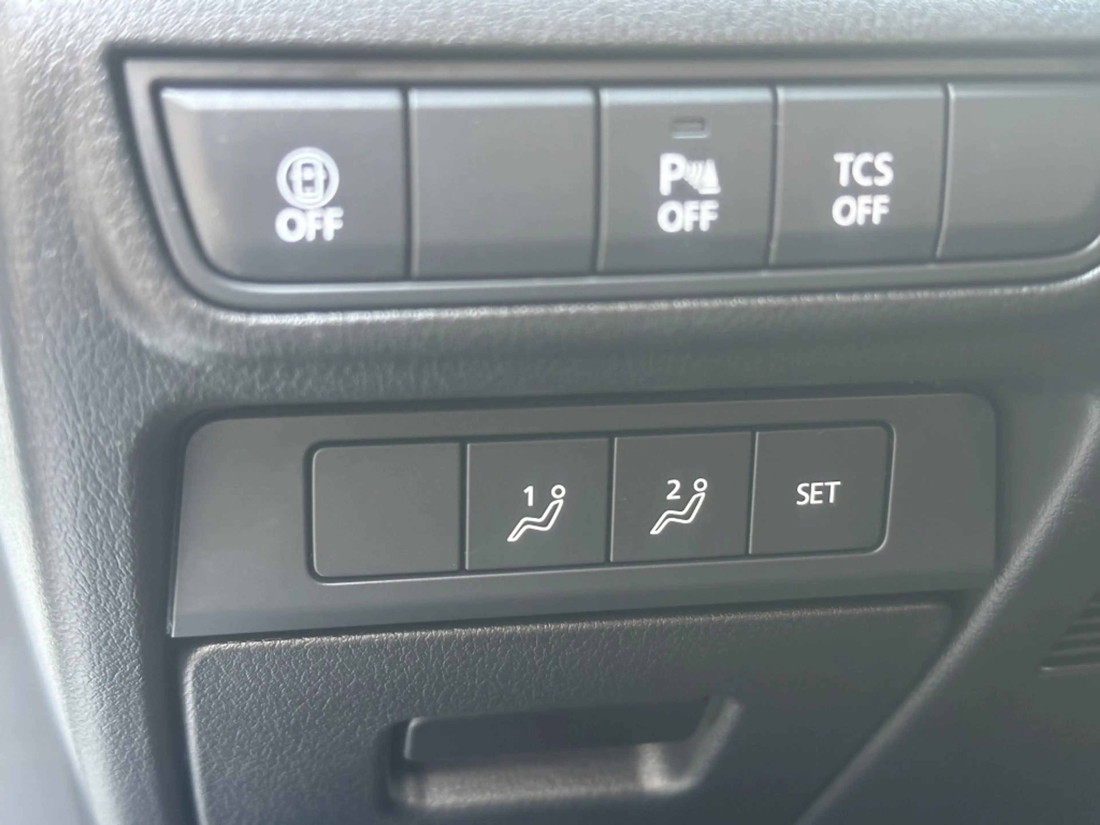 Mazda MX-30 e-SA EV145 Advantage — photo 22