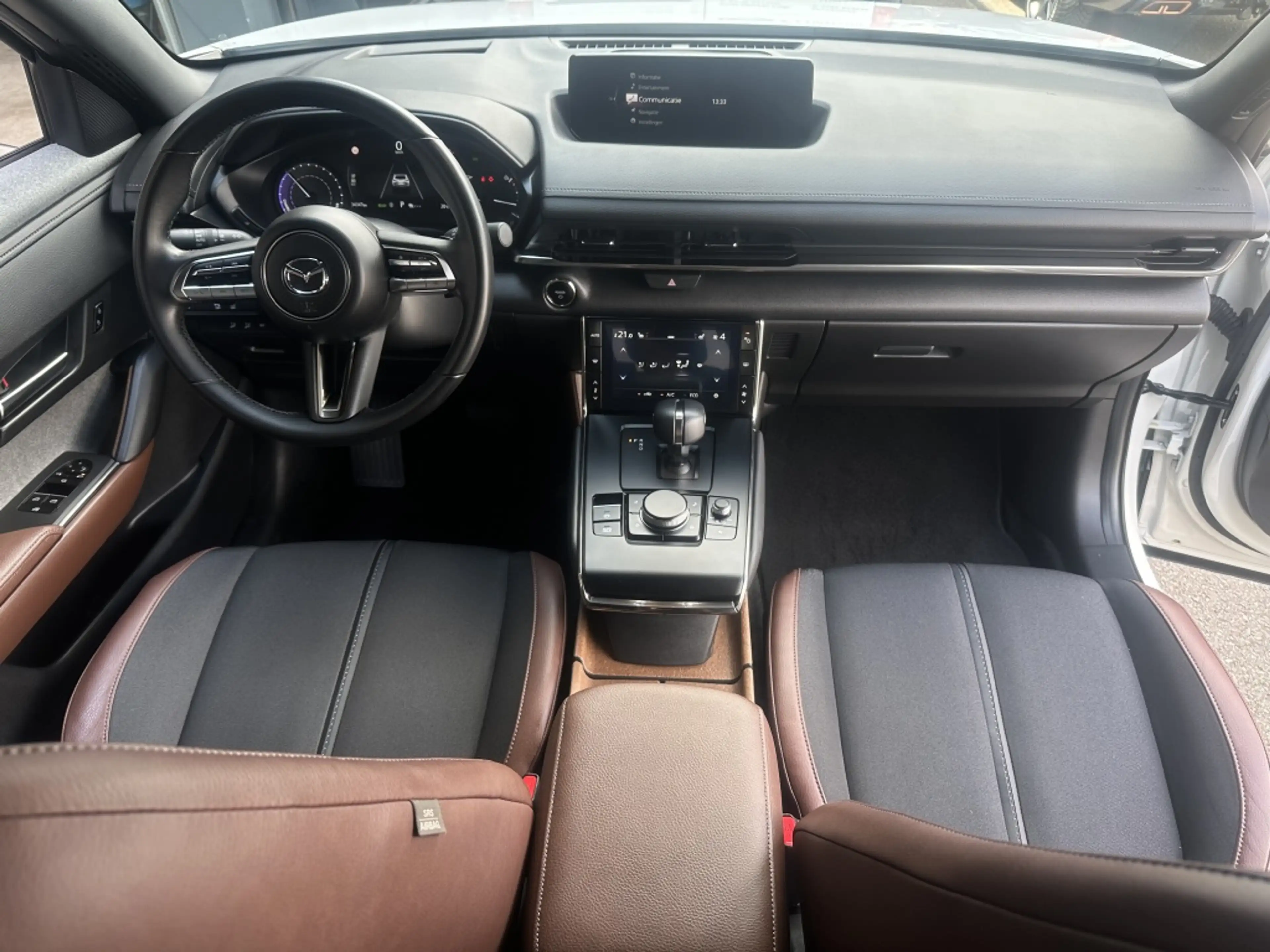 Mazda MX-30 e-SA EV145 Advantage — photo 15