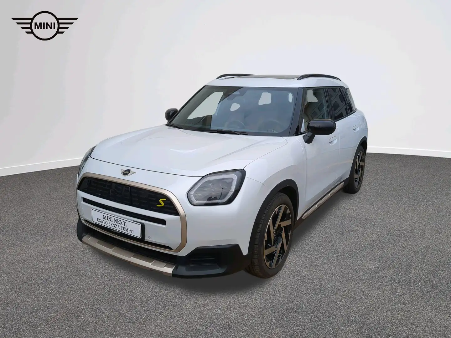MINI Countryman SE All4 Favoured Trim Weiß - 1