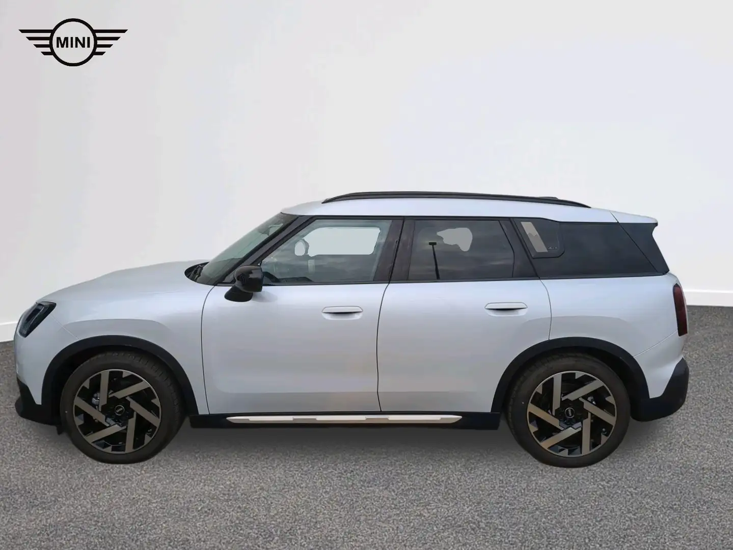 MINI Countryman SE All4 Favoured Trim Weiß - 2