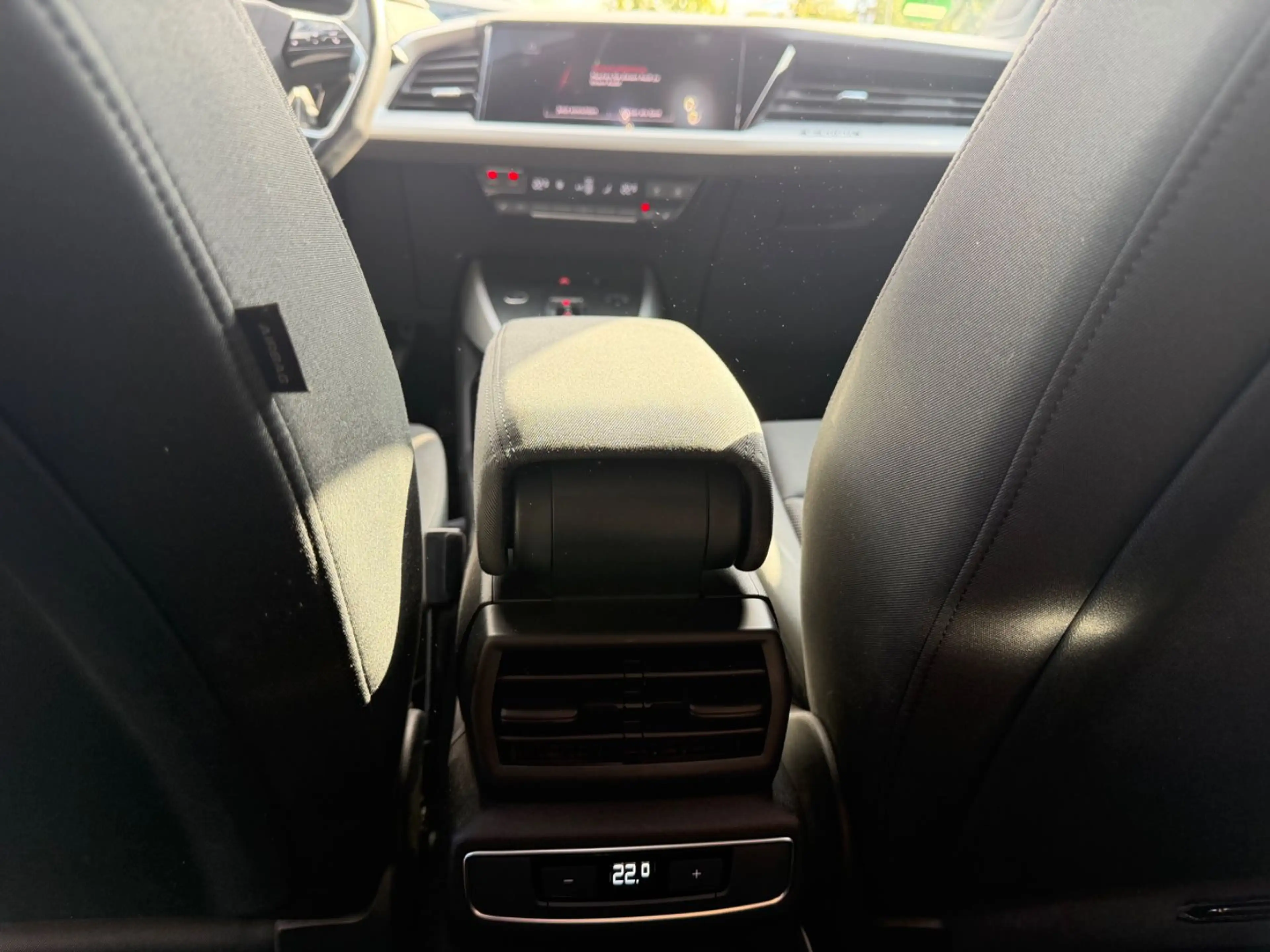Audi Q4 e-tron e-tron 35 e-tron basis*Led*Acc*Asisstez*1xHan — photo 10