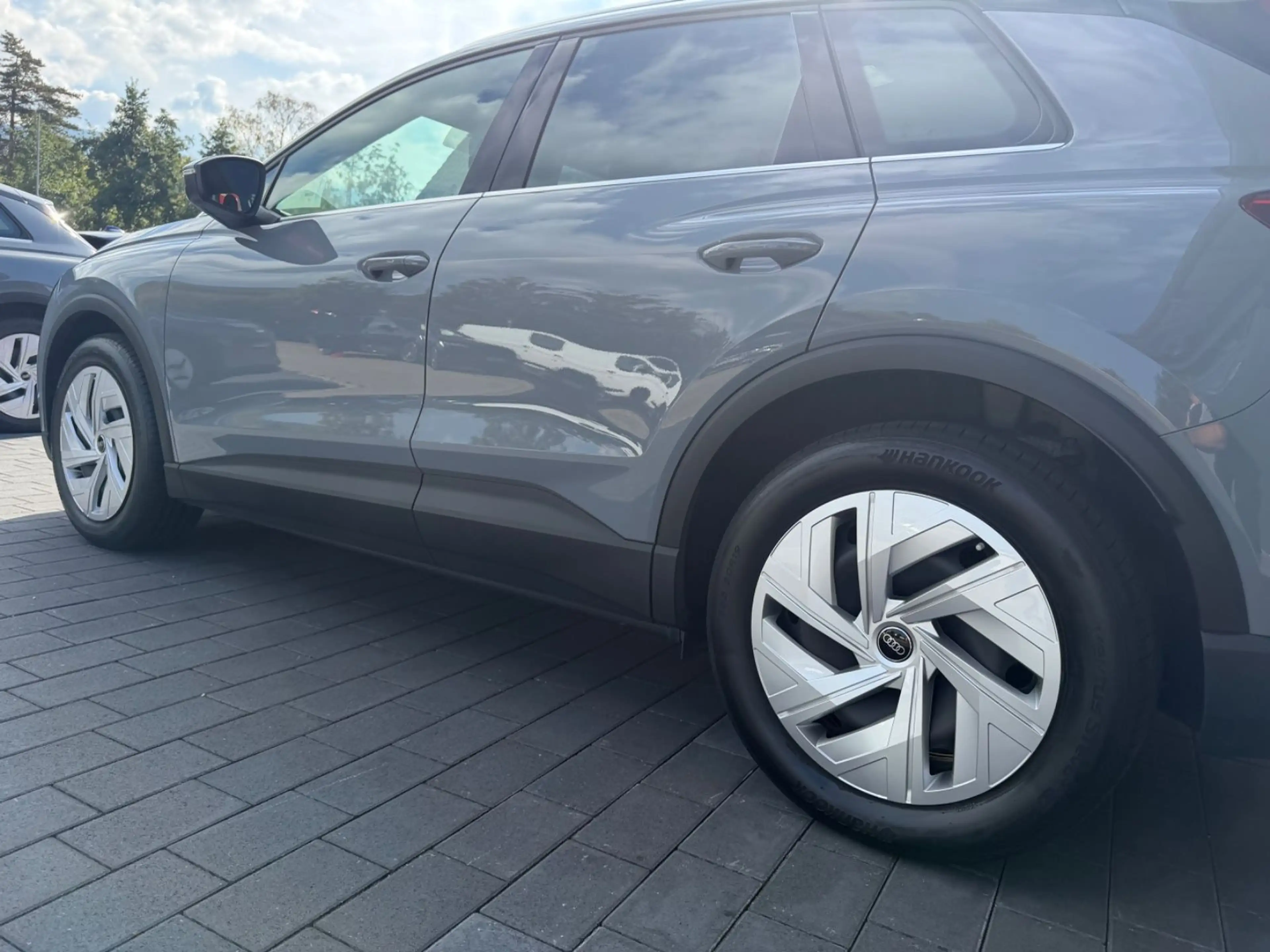 Audi Q4 e-tron e-tron 35 e-tron basis*Led*Acc*Asisstez*1xHan — photo 6