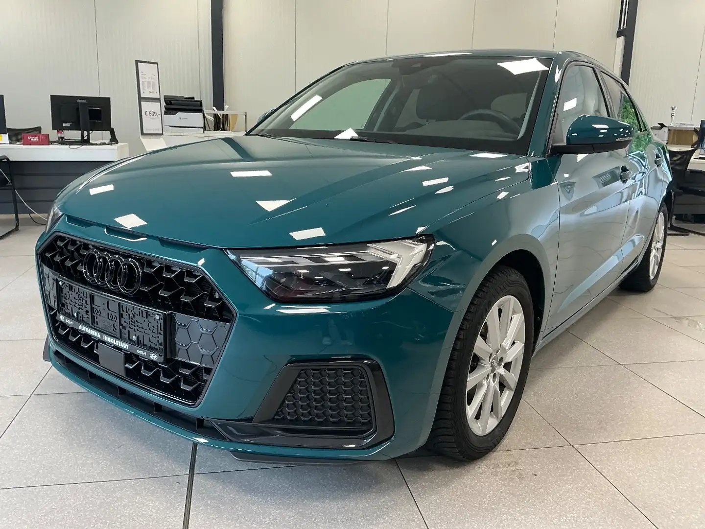Audi A1 Sportback 30 1.0 TFSI FINANZIERUNG MÖGLICH! Groen - 1