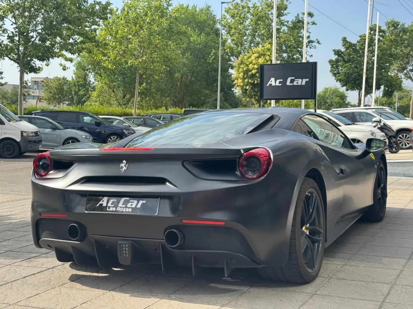 Ferrari 488 GTB - 2