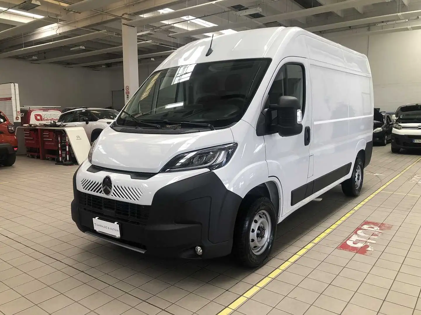 Citroen Jumper 35L2H2 140cv Euro 6E Bílá - 1