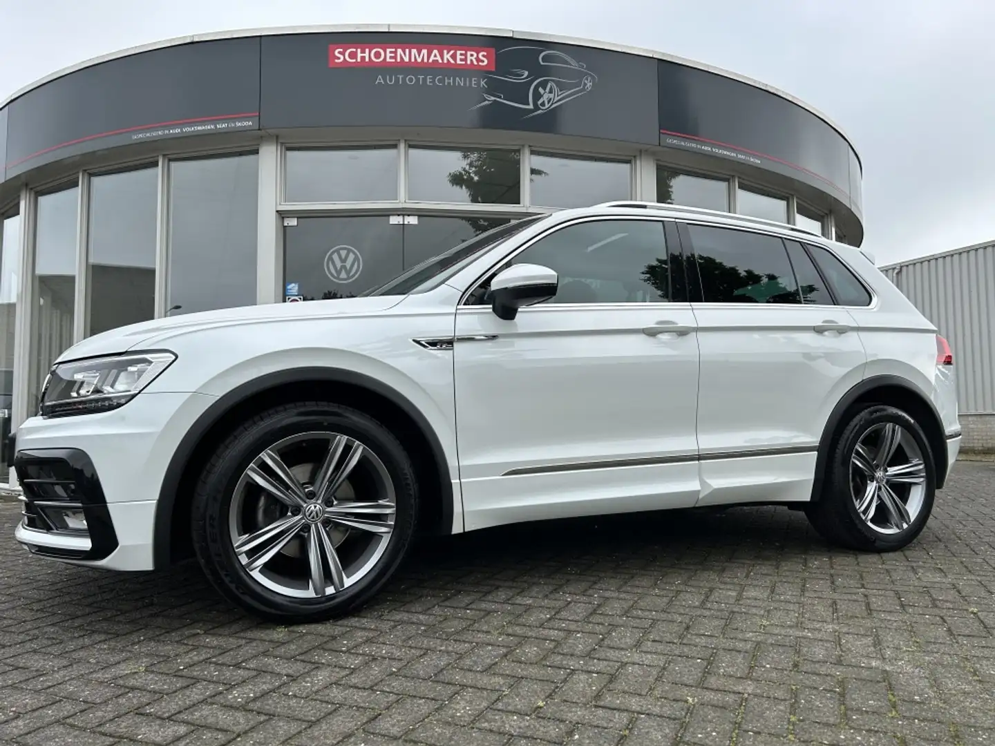Volkswagen Tiguan 1.4 TSI CL Bns Bianco - 1