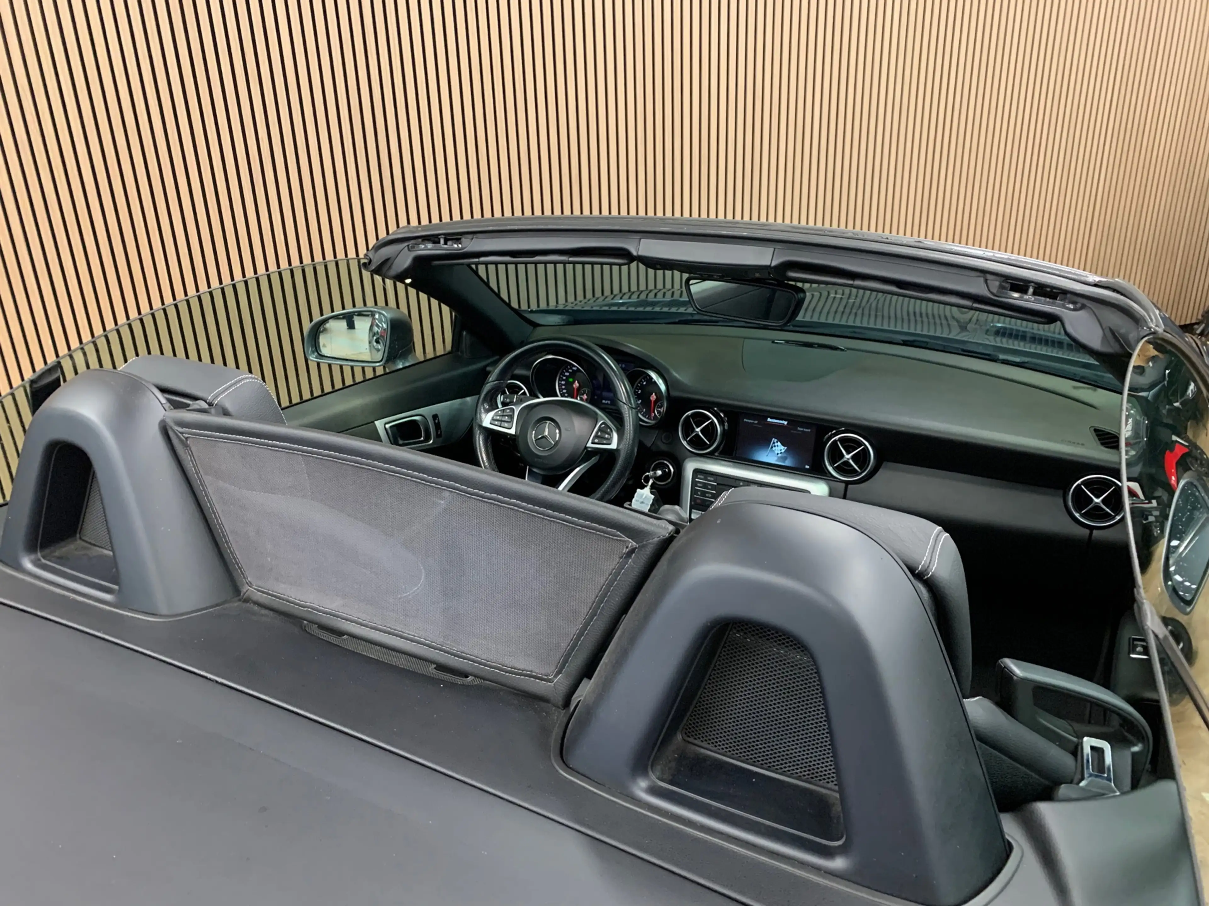 Mercedes-Benz SLC 200 RedArt Edition AMG|118000KM|Automaat|Navigatie| — photo 18