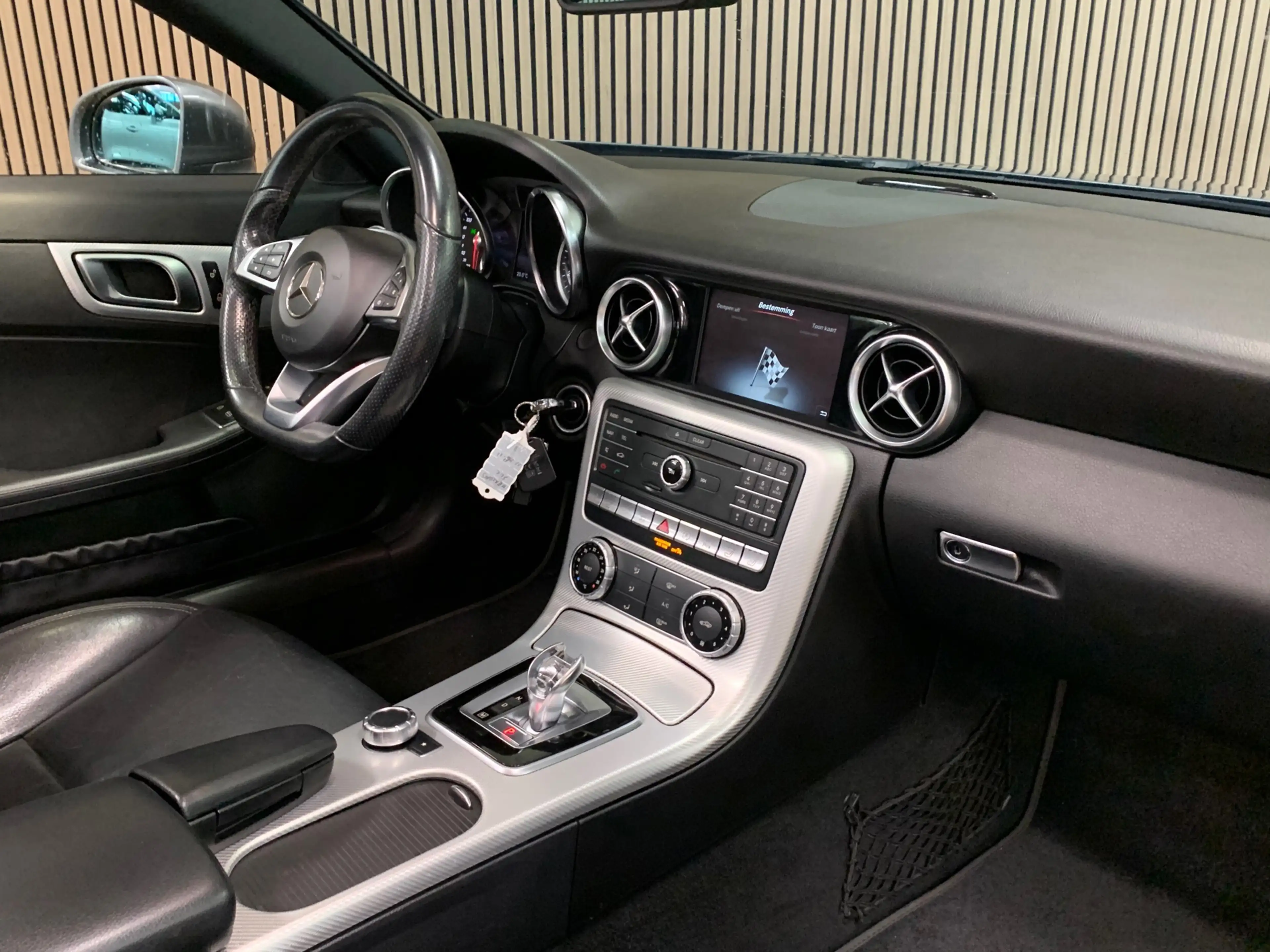 Mercedes-Benz SLC 200 RedArt Edition AMG|118000KM|Automaat|Navigatie| — photo 20