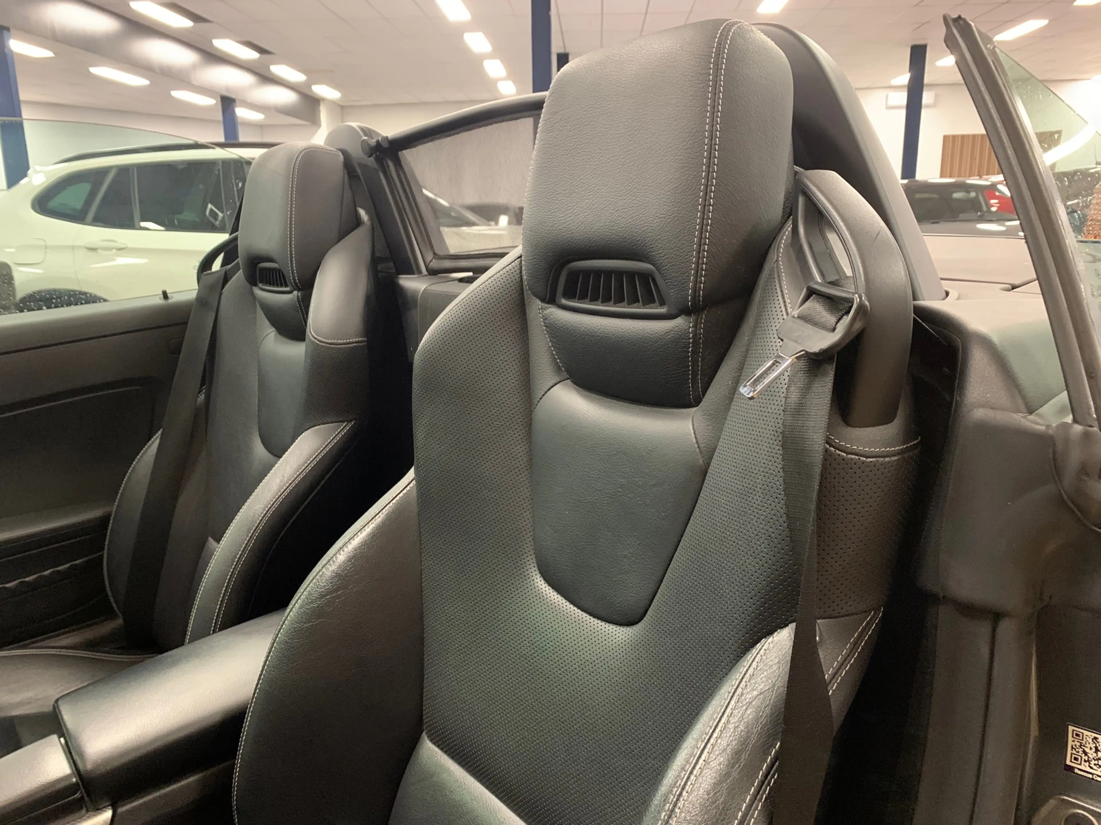 Mercedes-Benz SLC 200 RedArt Edition AMG|118000KM|Automaat|Navigatie| — photo 12