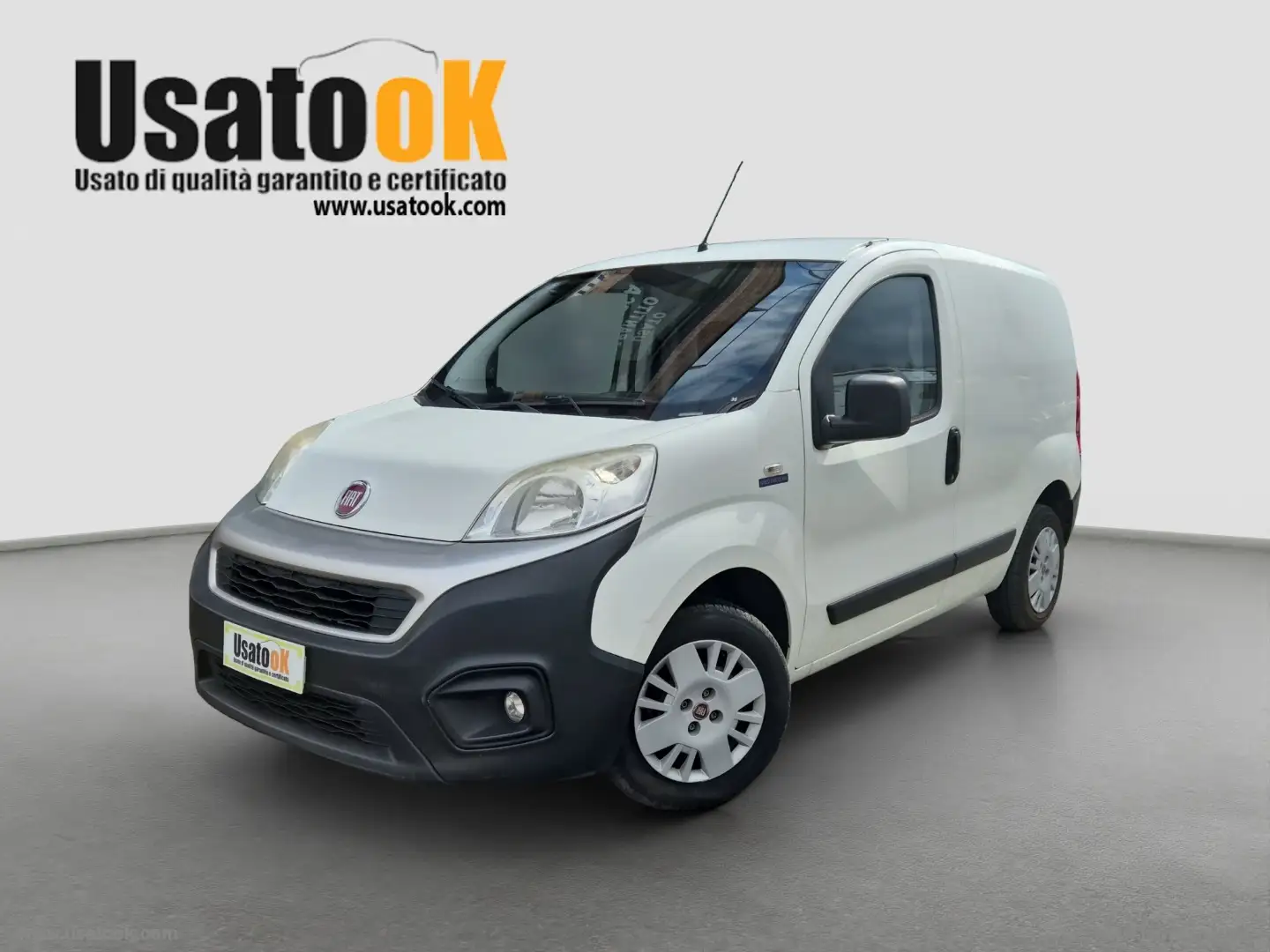 Fiat Fiorino 1.3 MJT 80CV Cargo DIESEL EURO 6 Weiß - 1