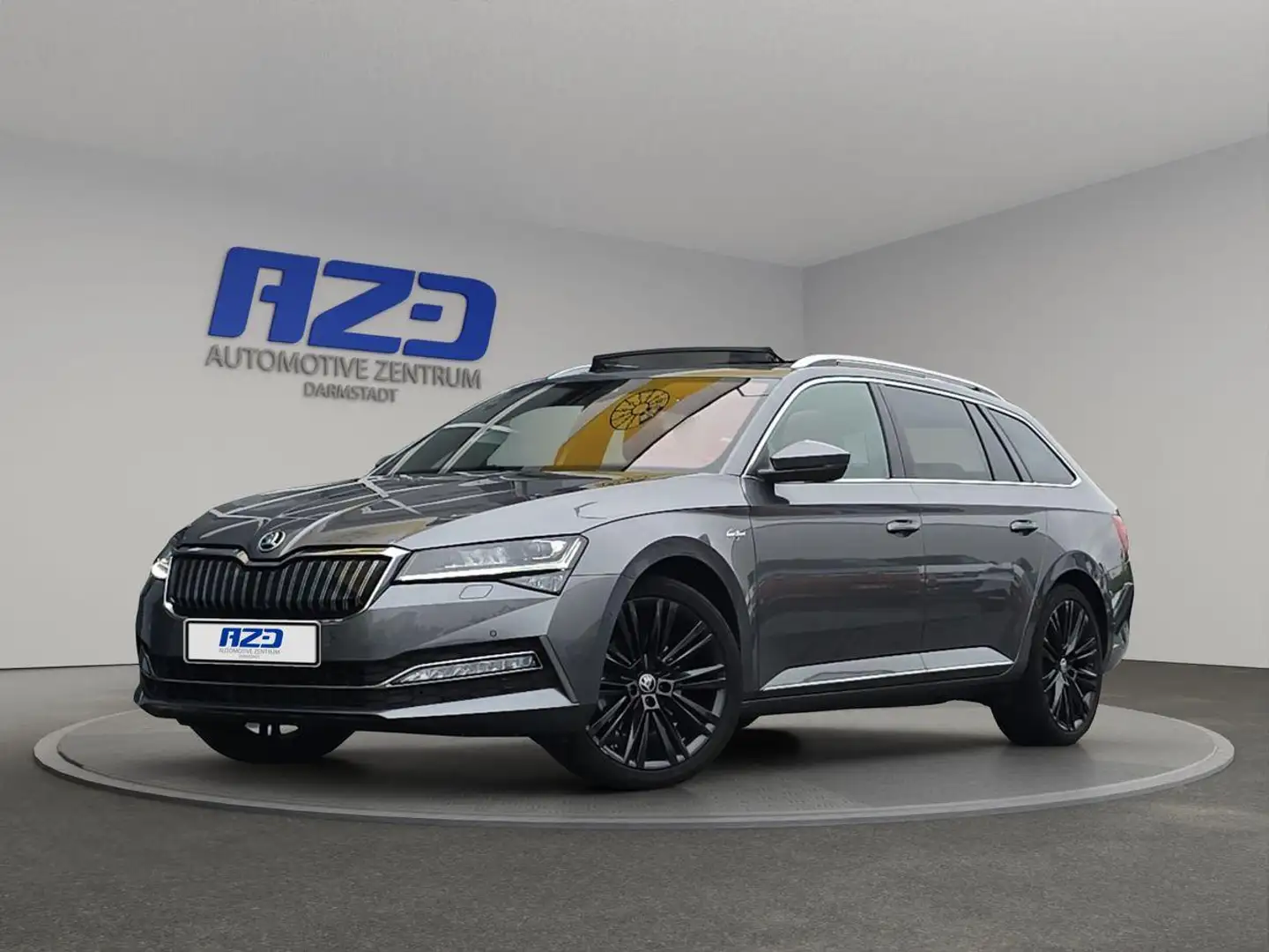 Skoda Superb L&K iV STANDHZ MATRIX PANO AHK DCC Grau - 1