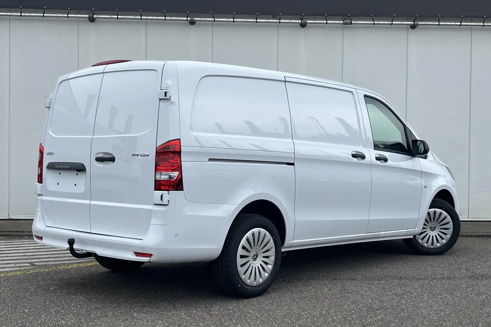 Mercedes-Benz Vito 114 L2 Automaat Pro | Trekhaak | Parkeerpakket met Wit - 2