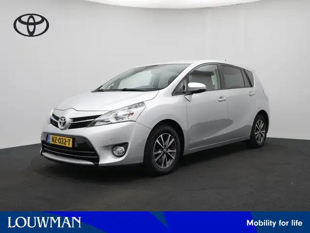 Toyota Verso 1.8 VVT-i Aspiration | Parkeersensoren V+A | Trekh