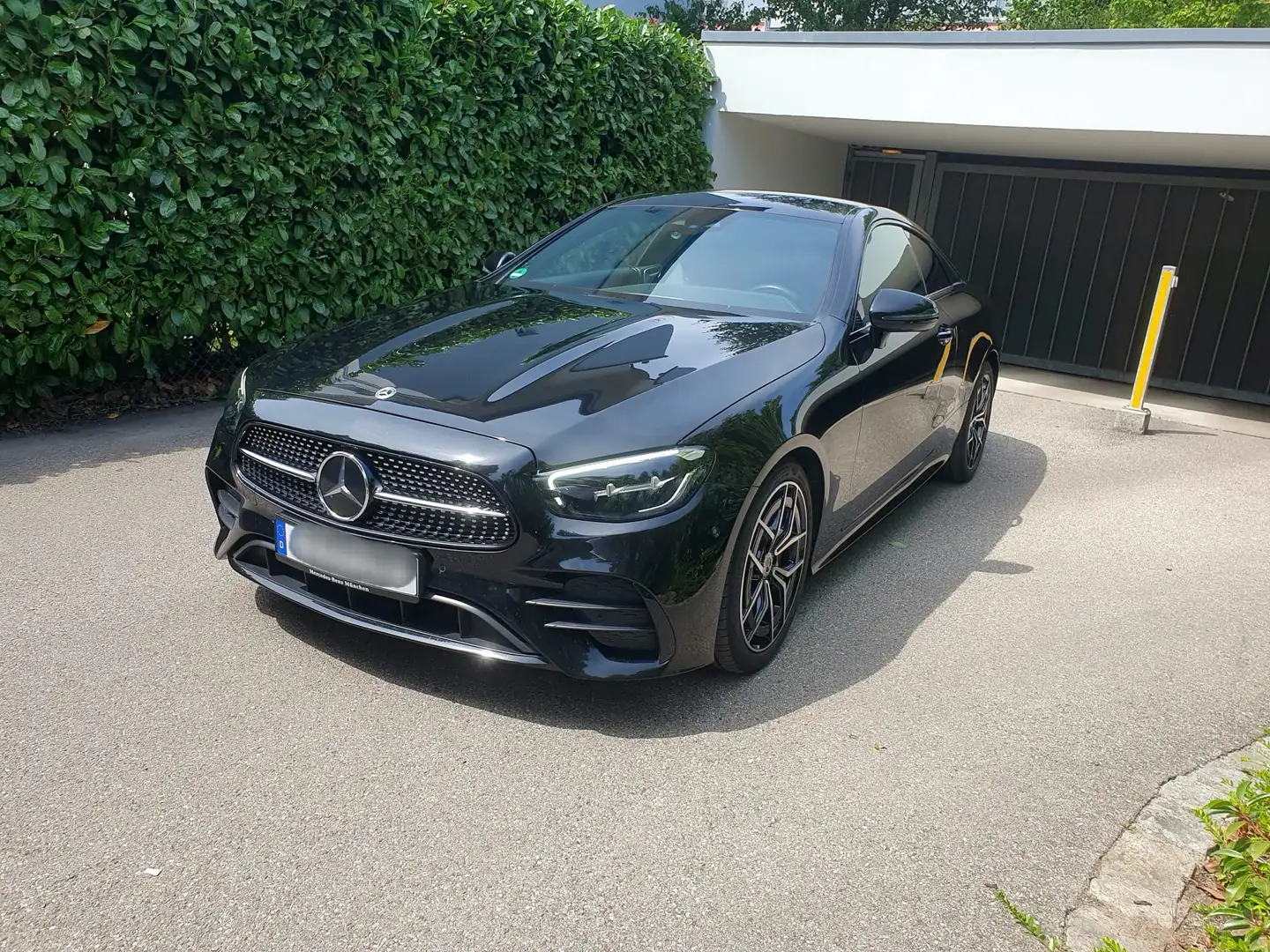 Mercedes-Benz E 200 Coupe 9G-TRONIC Night Edition - 1