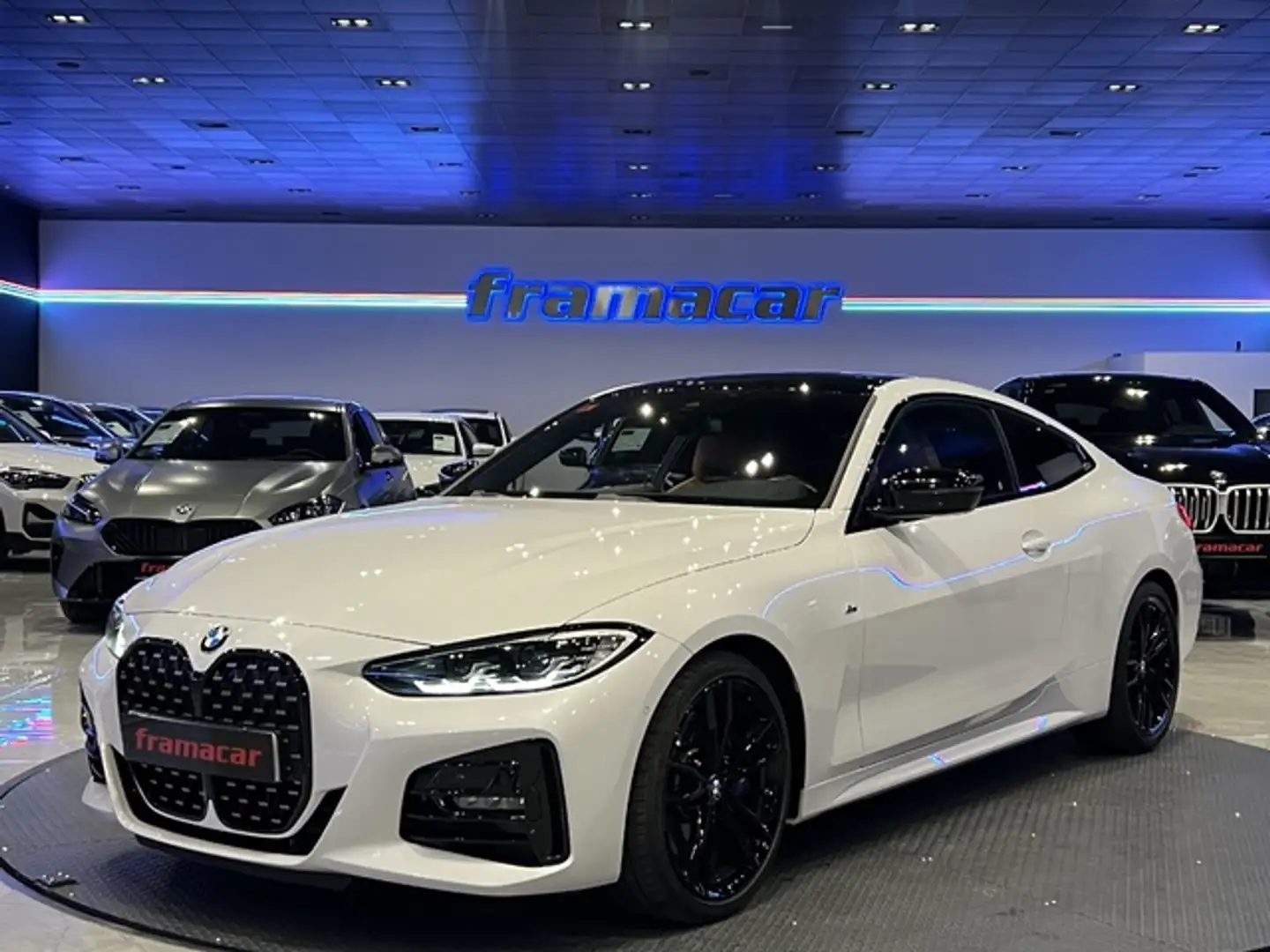 BMW 430 430iA Coupé Wit - 1