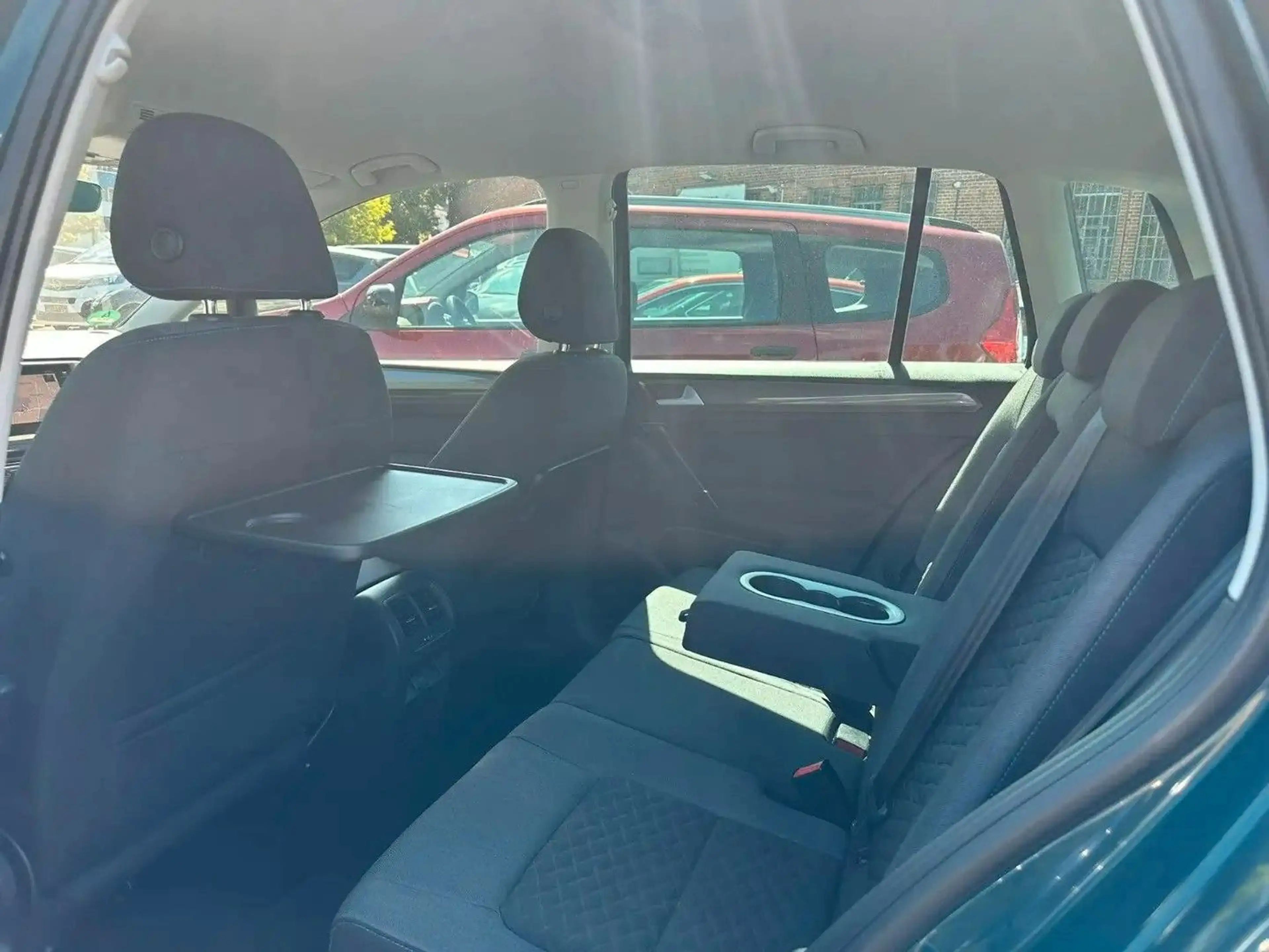 Volkswagen Golf Sportsvan VII Join — photo 11