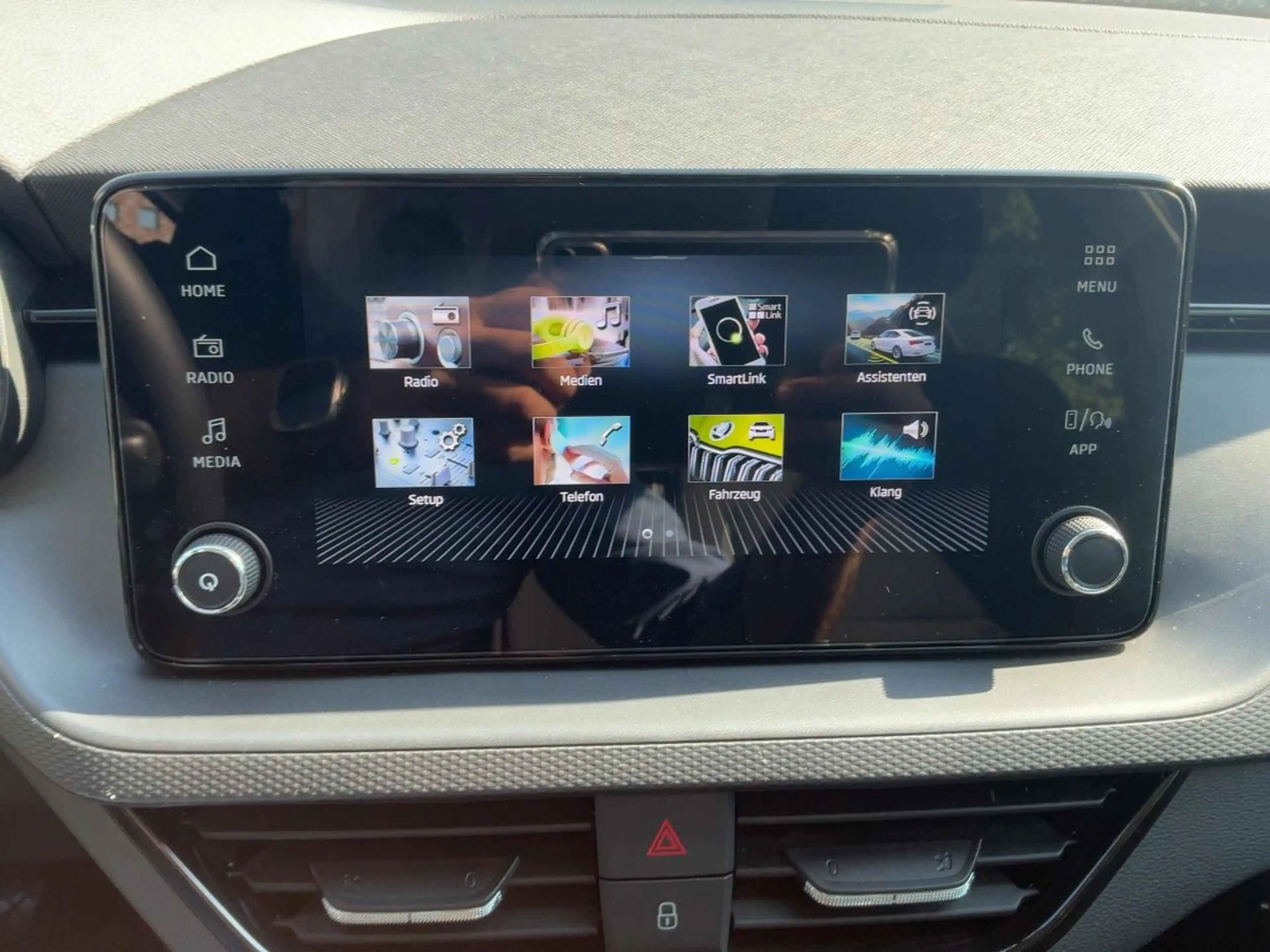 Skoda Kamiq 1.0 TSI Essence LED GRA SHZ PDC — photo 11