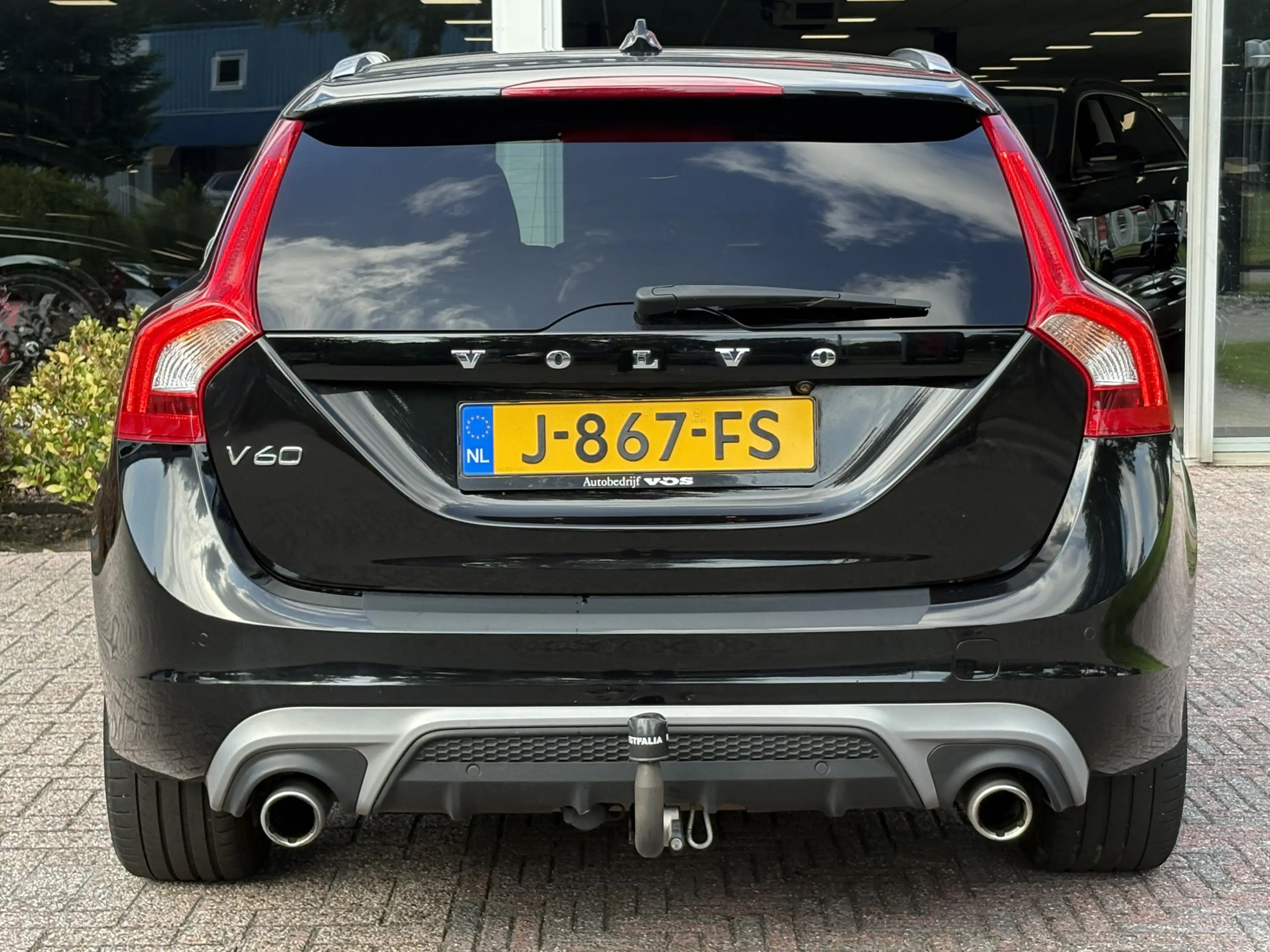 Volvo V60 2.0 D3 R-Design | Glasdak | Trekhaak | Memory | Ca — photo 7