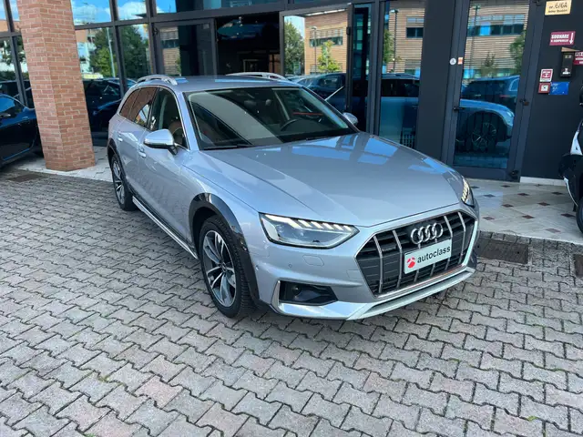 Audi A4 allroad A4 Allroad Quattro 40 2.0 tdi mhev 204cv s-tronic