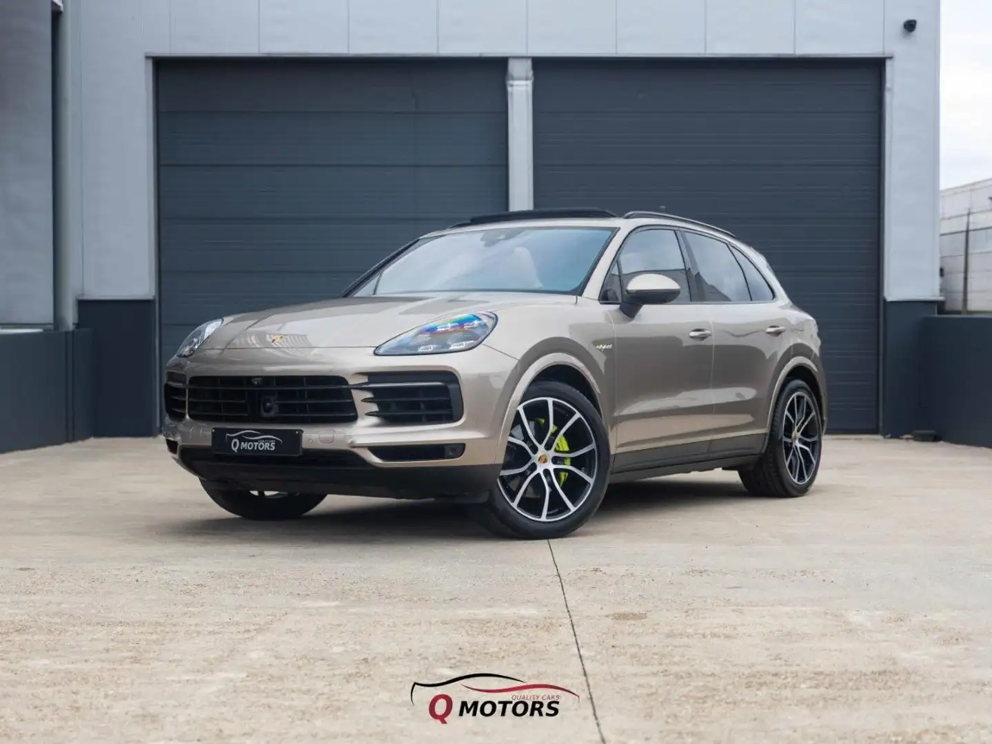 Porsche Cayenne E-Hybrid-PANO-360-SOFTCL-NIGHTVIS-ACC-BURMESTER Oro - 1