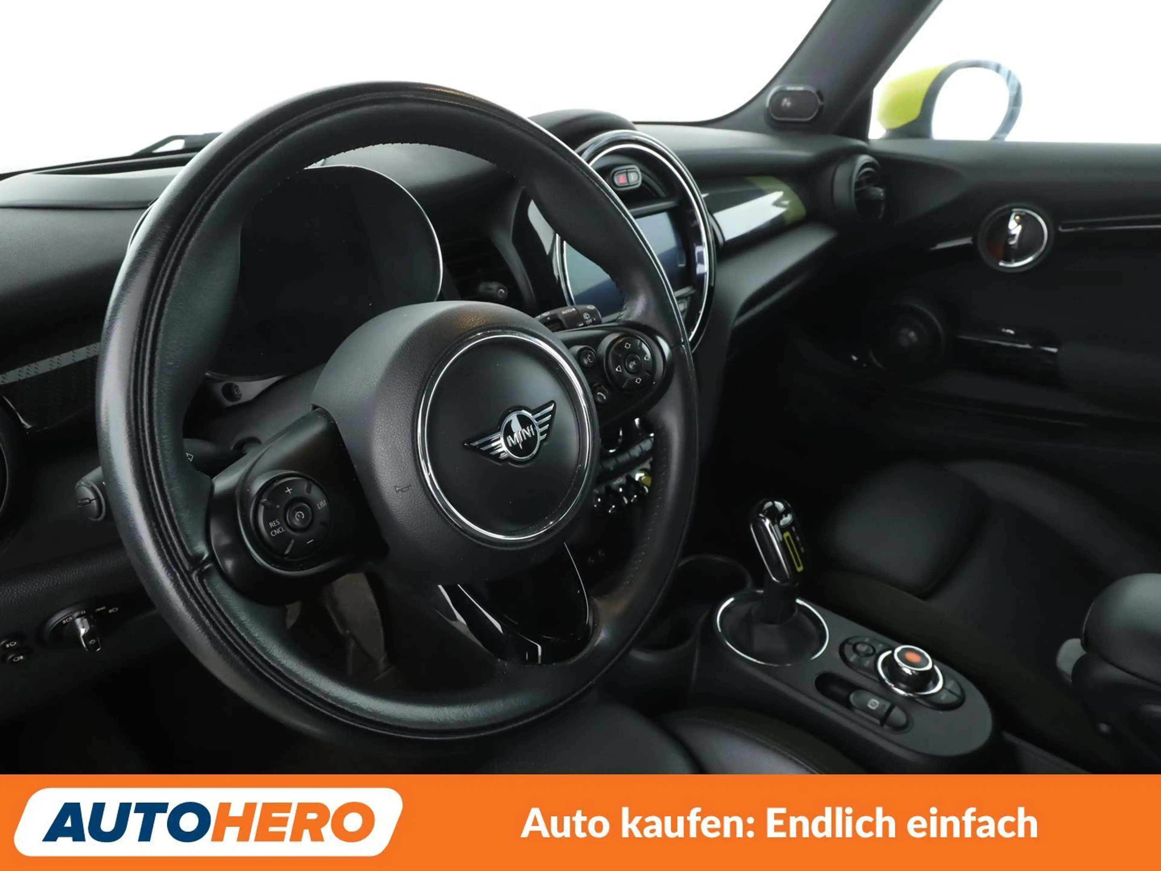 MINI Cooper SE Cooper SE Trim L Aut.*NAVI*HUD*LED*TEMPO*CAM*PDC* — photo 11