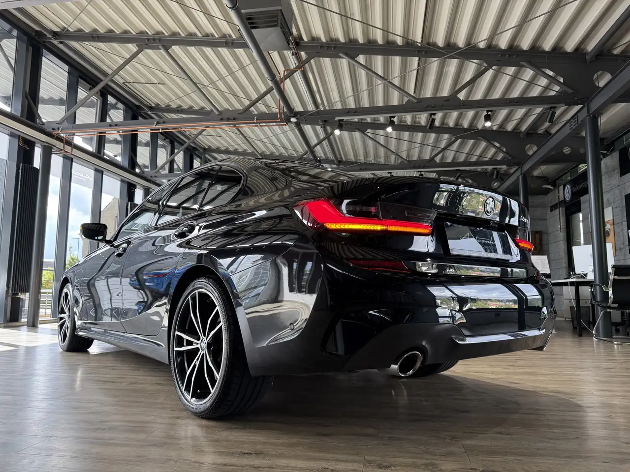 BMW 330 e M Sport*G.SHD*LASER*KAMERA*HEADUP*LEDER*, миниатюра 10