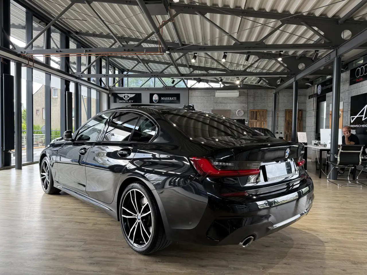 BMW 330 e M Sport*G.SHD*LASER*KAMERA*HEADUP*LEDER*, миниатюра 4