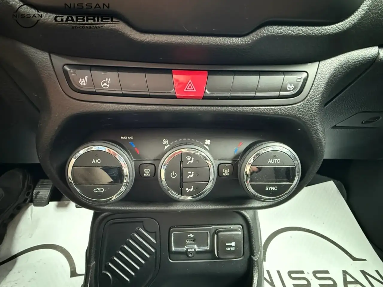 Jeep Renegade снимка Jeep Renegade