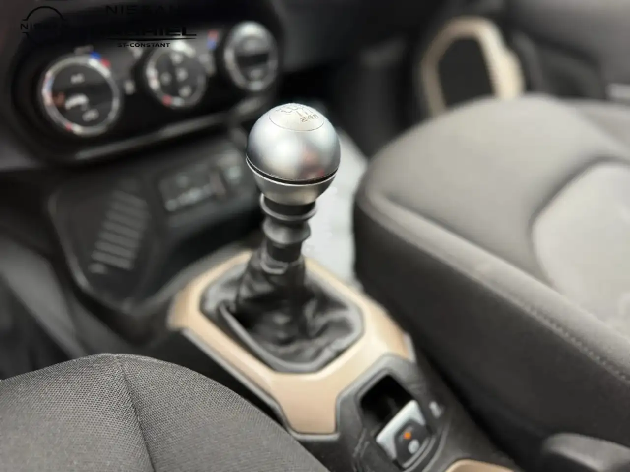 Jeep Renegade снимка Jeep Renegade