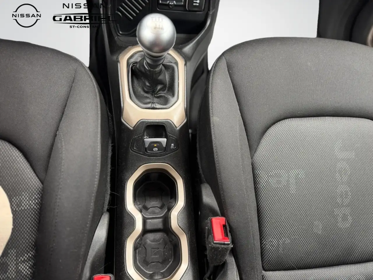 Jeep Renegade снимка Jeep Renegade